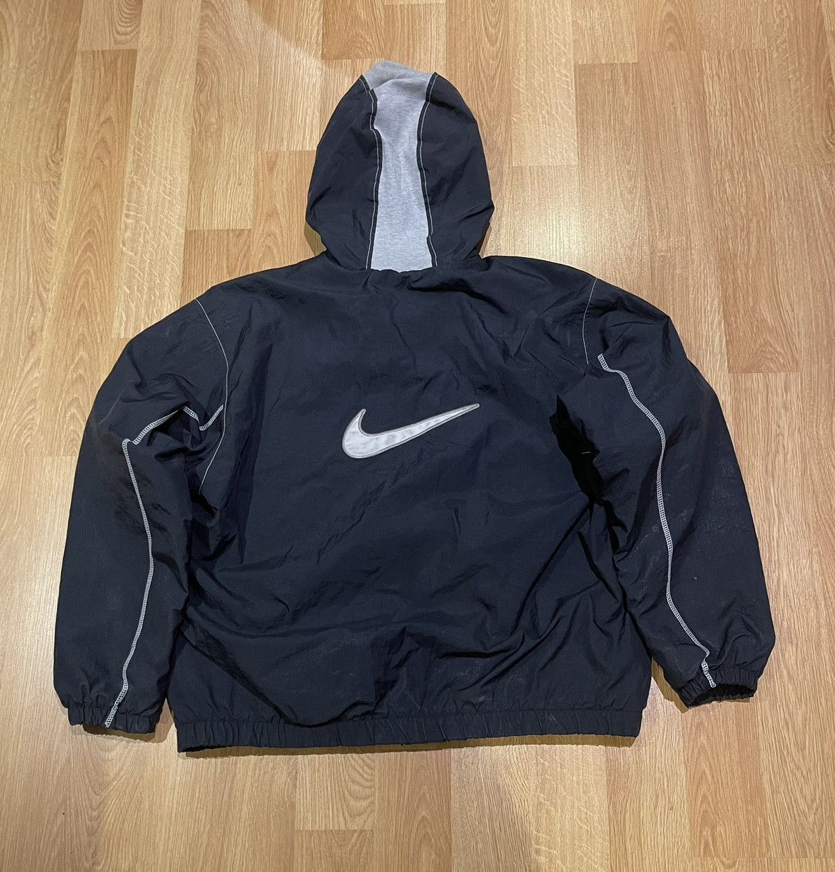 Vintage Vintage Nike Windbreaker Size US XL / EU 56 / 4 - 1 Thumbnail