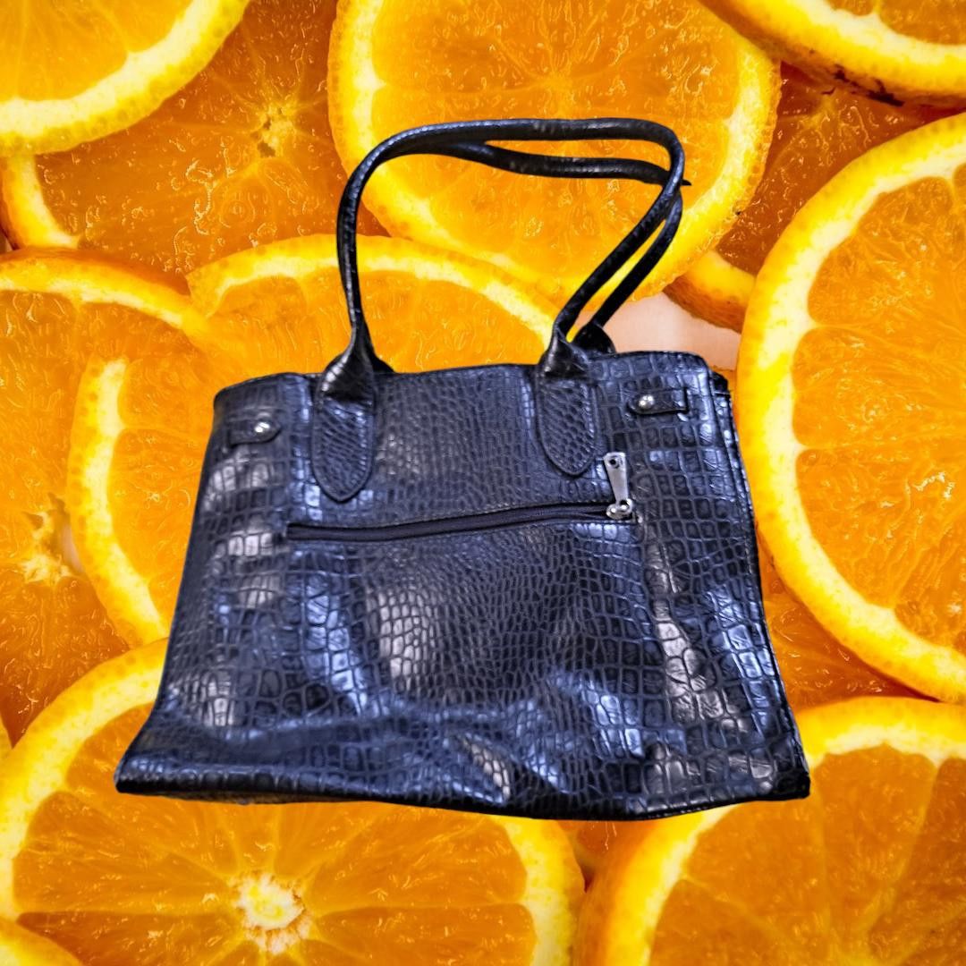 Liz Claiborne Liz Claiborne Faux Snake Skin Black Satchel Hand Bag Shoulde Size ONE SIZE - 5 Thumbnail