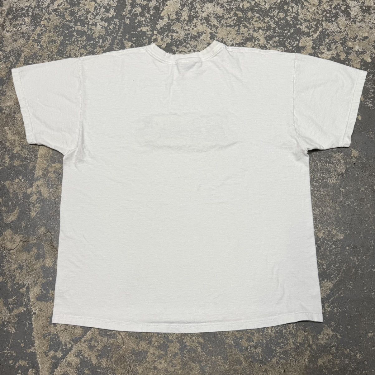 Vintage Vintage New York Yankees White 2001 Tshirt Size US XXL / EU 58 / 5 - 11 Thumbnail