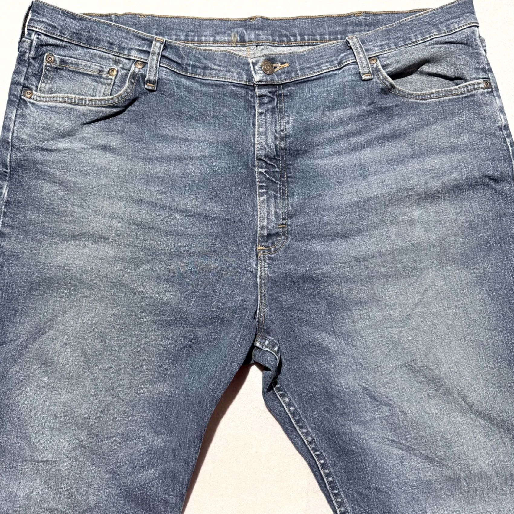 Wrangler Wrangler Jeans Blue Denim High-Rise Classic Straight Fit Zip Fly 42X29 Jeans Men 42 Blue Vintage Wrangler Jeans Mens 42X29 Size US 42 / EU 58 - 3 Thumbnail