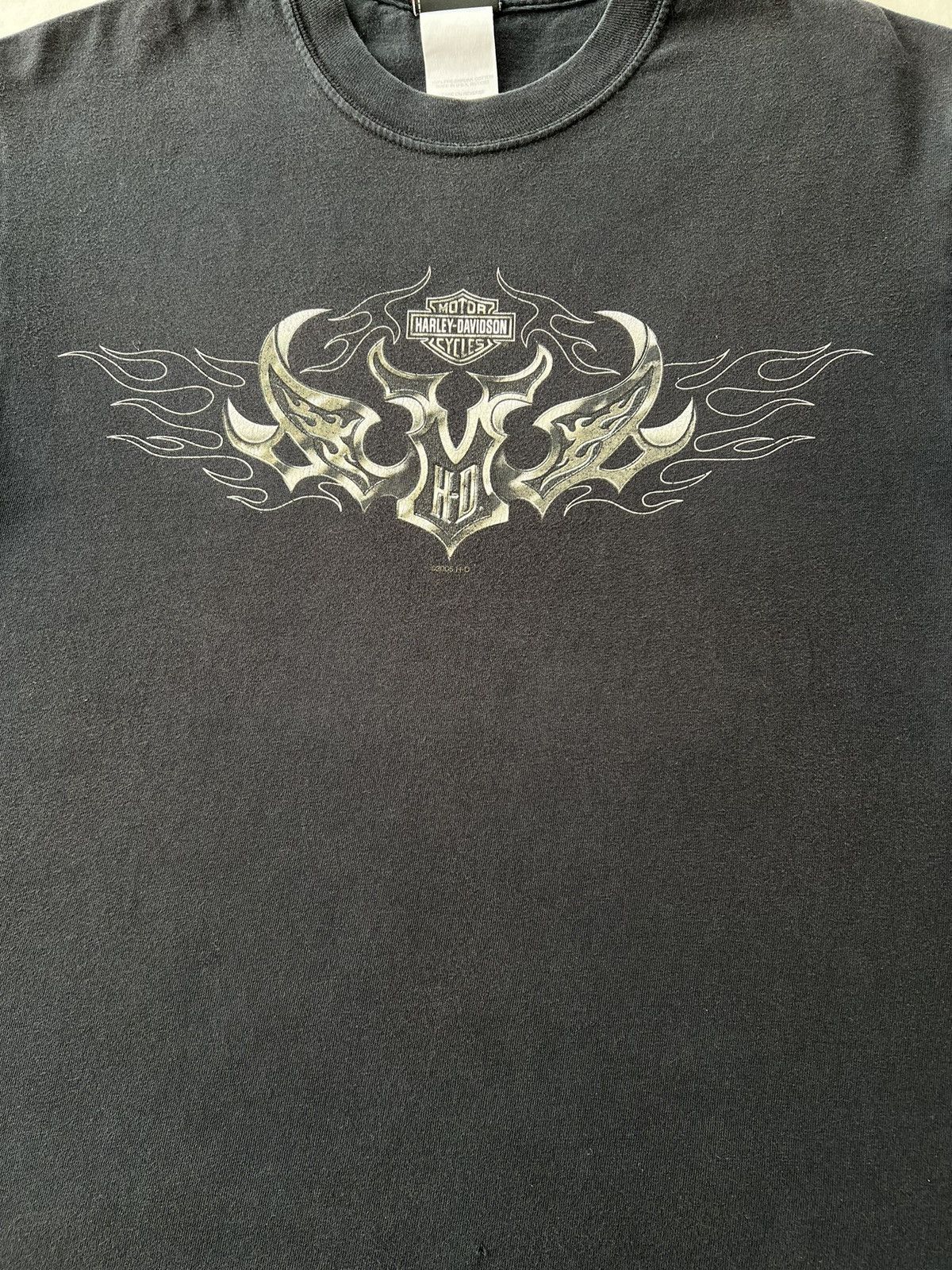 Harley Davidson Vintage 2005 Harley Davidson Tribal Flames Y2k Black T-shirt Size US M / EU 48-50 / 2 - 8 Thumbnail