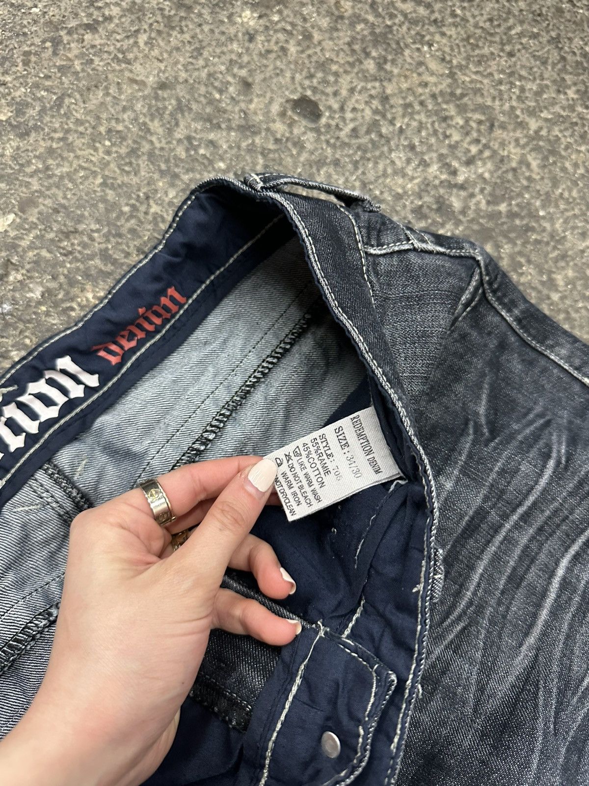 Vintage Y2K grunge baggy jeans Size US 33 - 2 Thumbnail