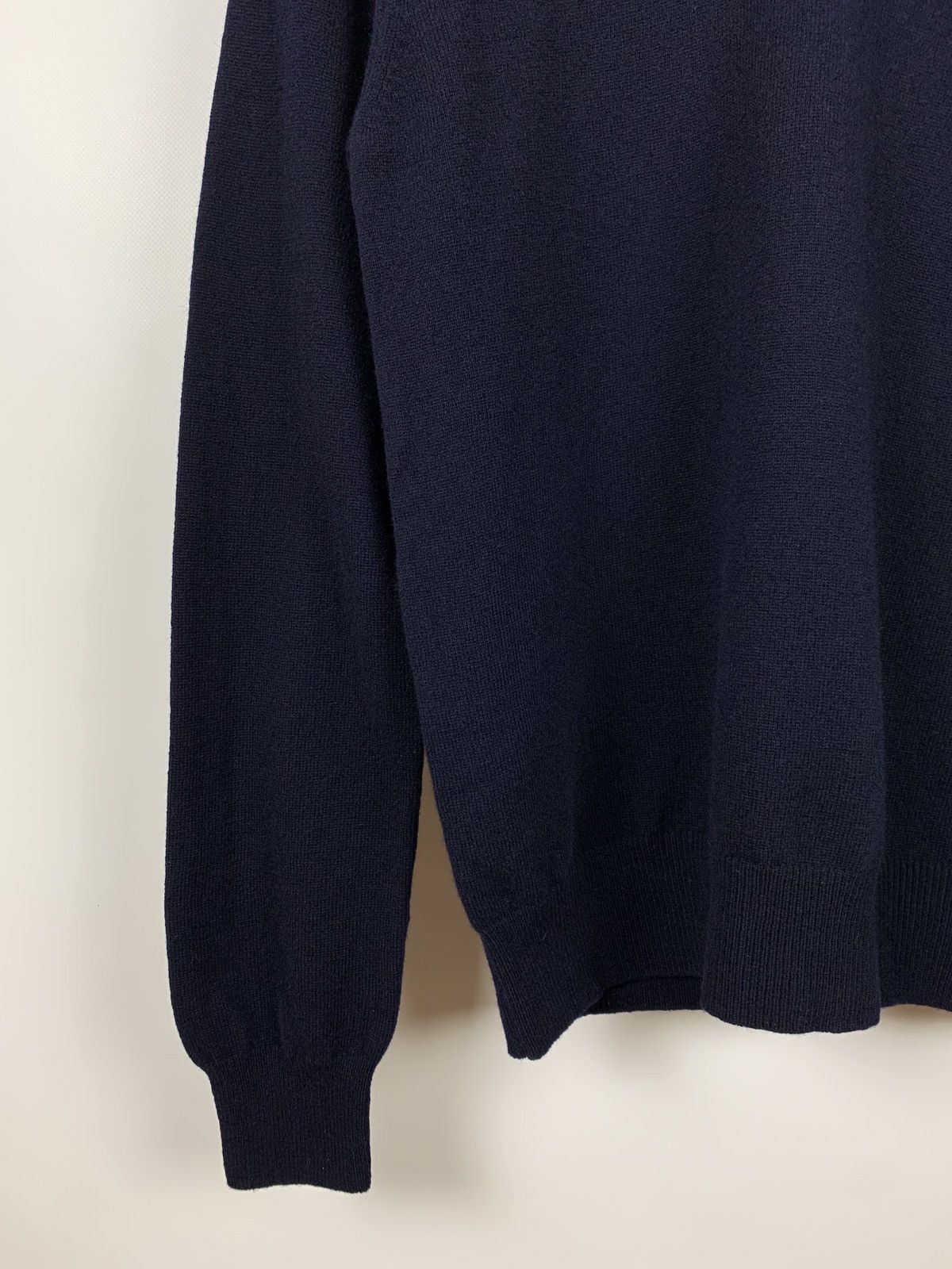 Comme des Garcons Comme des Garçons Play V-Neck Wool Sweater Size US M / EU 48-50 / 2 - 10 Thumbnail
