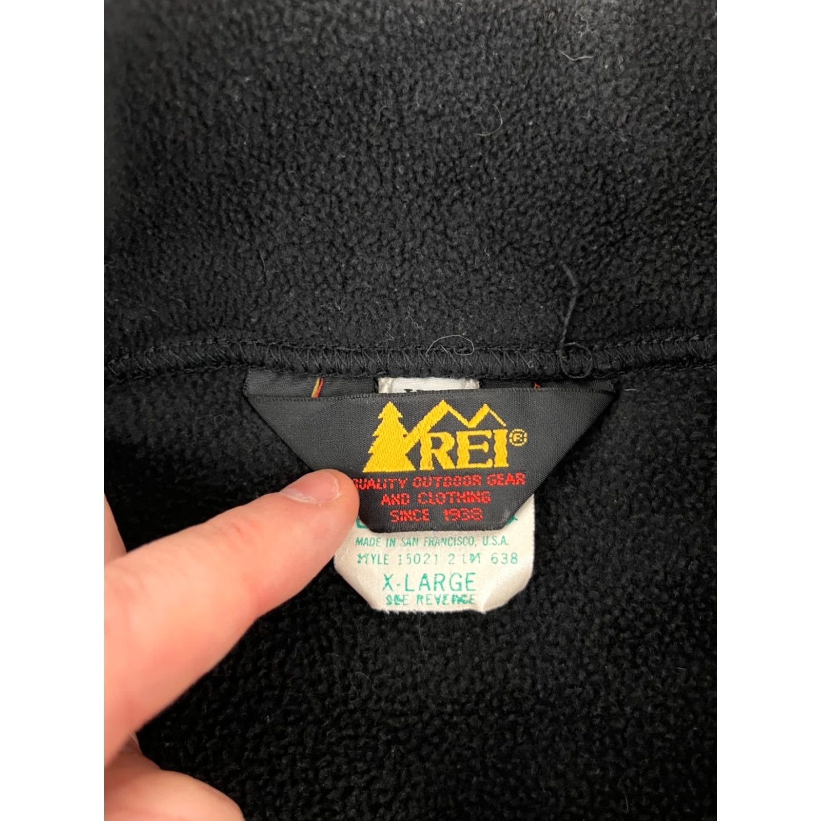 Vintage VINTAGE REI Jacket Pullover – Fleece – Black – XL – 1/4 Zip – Made in USA – 80s 90s Outdoor Athletic – Mens Size US XL / EU 56 / 4 - 5 Thumbnail