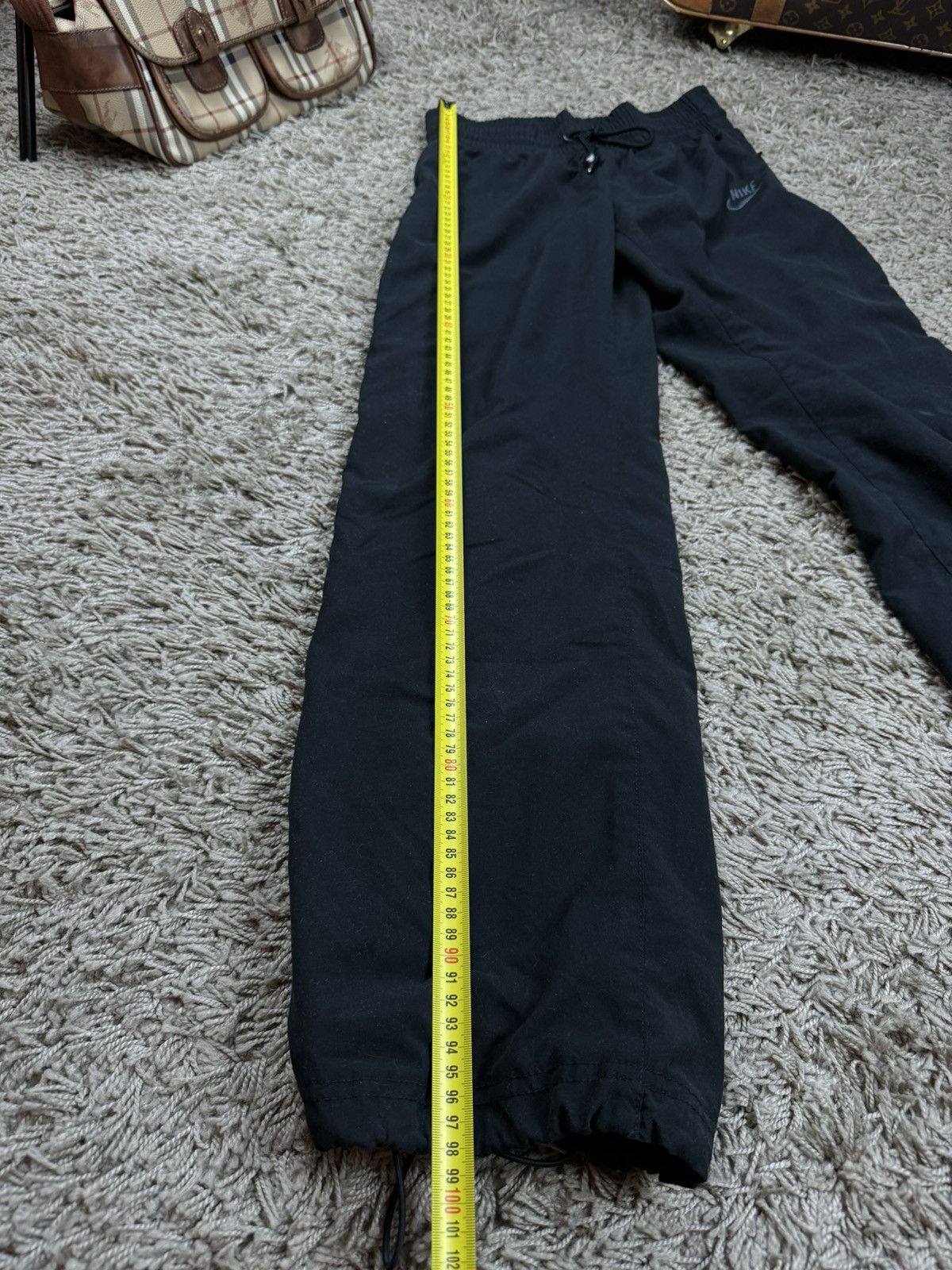 Nike Casual black pants Nike swoosh y2k original sportswear item Size 26" / US 2 / IT 38 - 5 Thumbnail