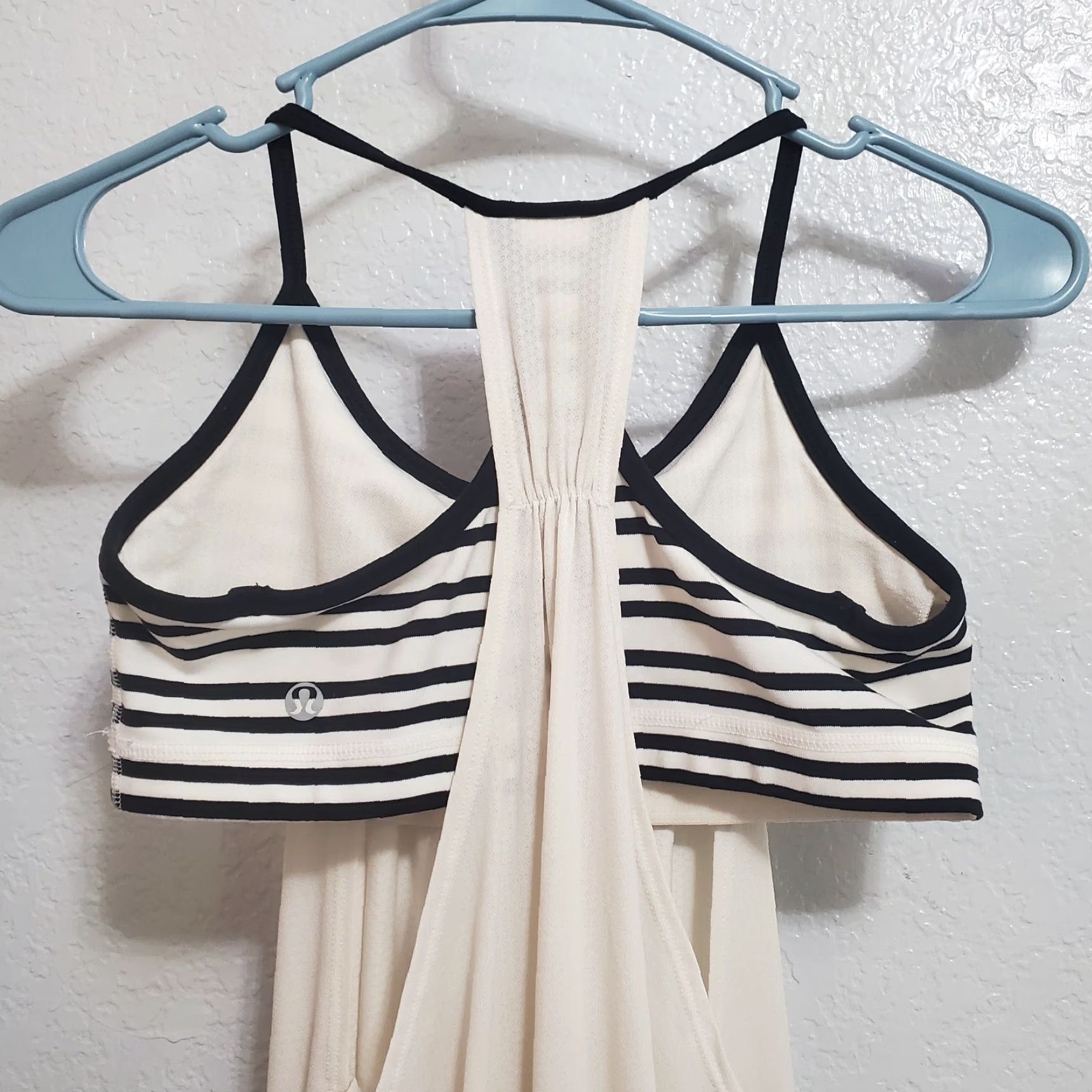 Lululemon VINTAGE Lululemon Top Womens White Black Stripe Layered Bra and Tank Tank Sleeveless Racerback 26" Bust 27.5" Shoulder to Hem Womens Yoga Gym Running Size XS / US 0-2 / IT 36-38 - 5 Thumbnail