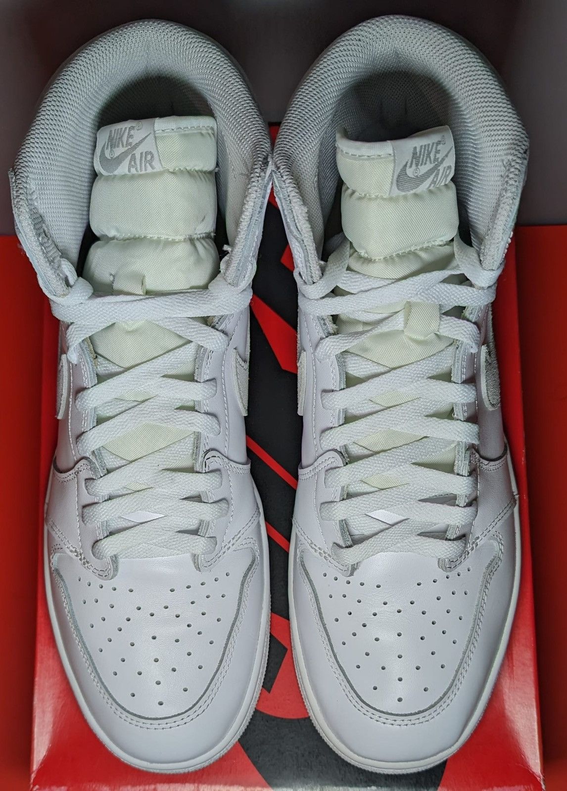 Jordan Brand Size 12.5 - Jordan 1 Retro High 85 OG Neutral Gray Size US 12.5 / EU 45-46 - 2 Thumbnail