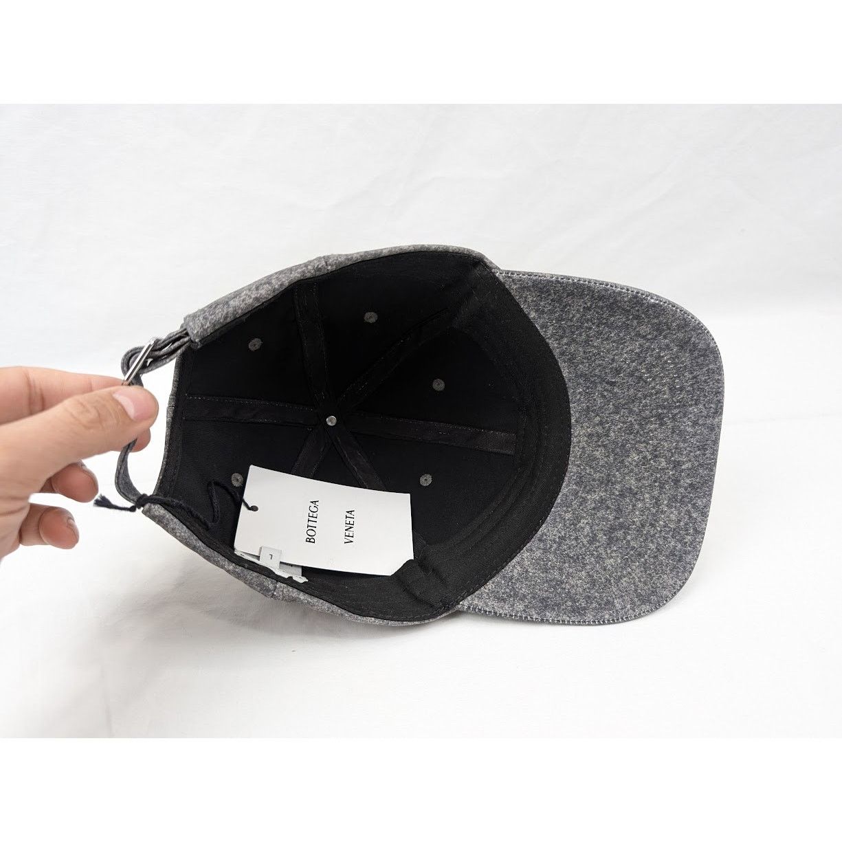 Bottega Veneta o1rshd1 Size: L / Flannel Printed Nubuck Cap / beanie Size ONE SIZE - 13 Thumbnail