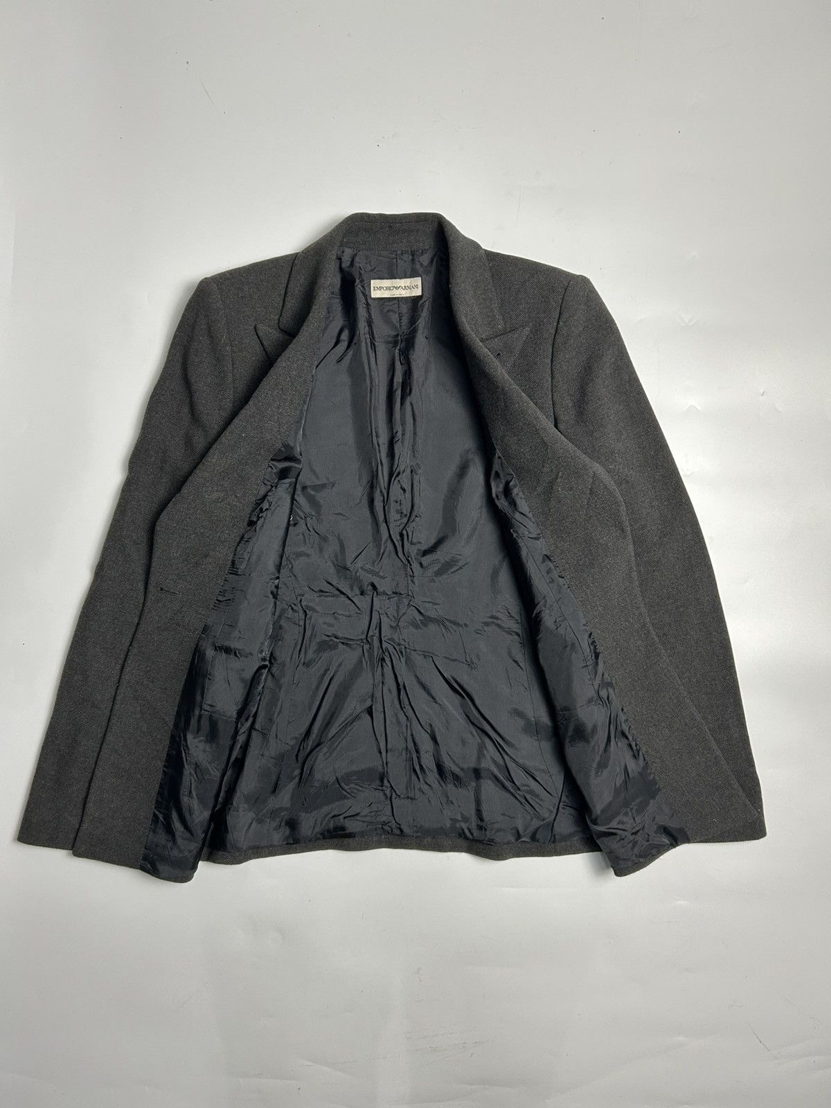 Emporio Armani EMPORIO ARMANI SINGLE BREAST BLAZER Size XS / US 0-2 / IT 36-38 - 2 Thumbnail