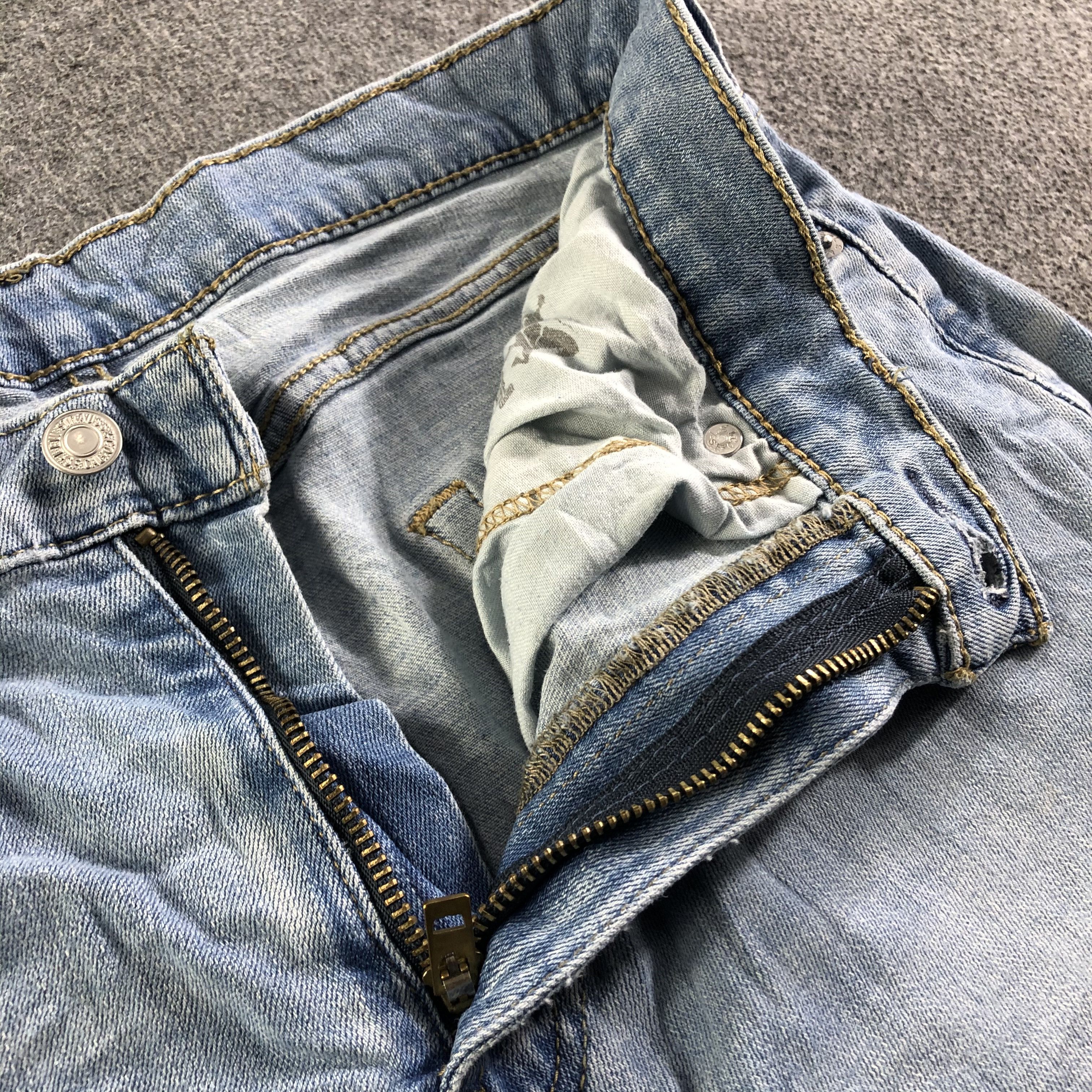 Levi's Vintage Blue Wash Levis 502 Jeans-J4195 Size US 33 - 7 Thumbnail