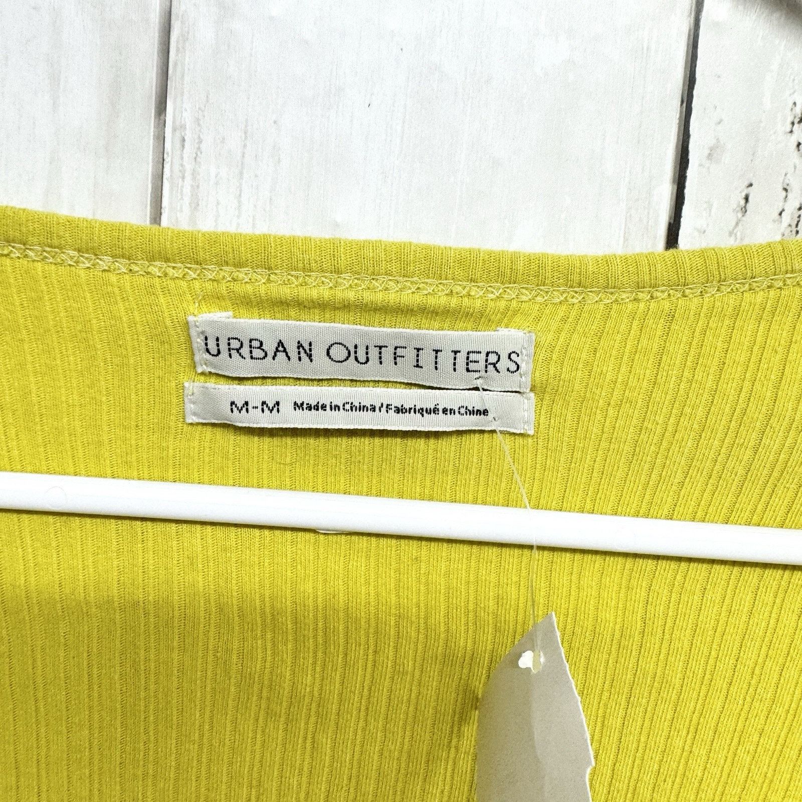 Urban Outfitters Urban Outfitters Top MD Yellow Long Sleeve Cropped Slim Fit Size M / US 6-8 / IT 42-44 - 2 Thumbnail