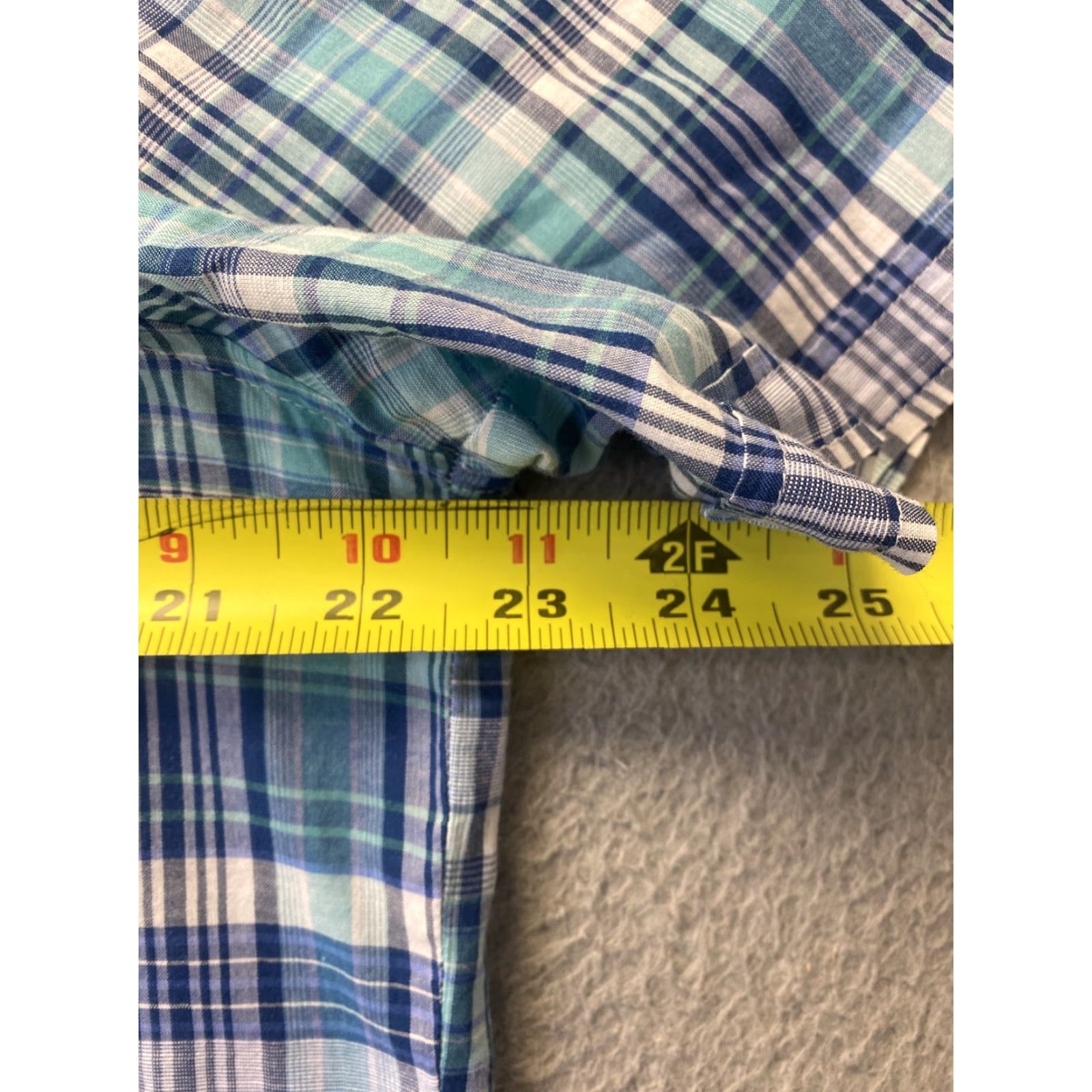 Hugo Boss HUGO BOSS Aqua Plaid Short Sleeve Button-Up Shirt XL Lightweight Men’s Size US XL / EU 56 / 4 - 6 Thumbnail