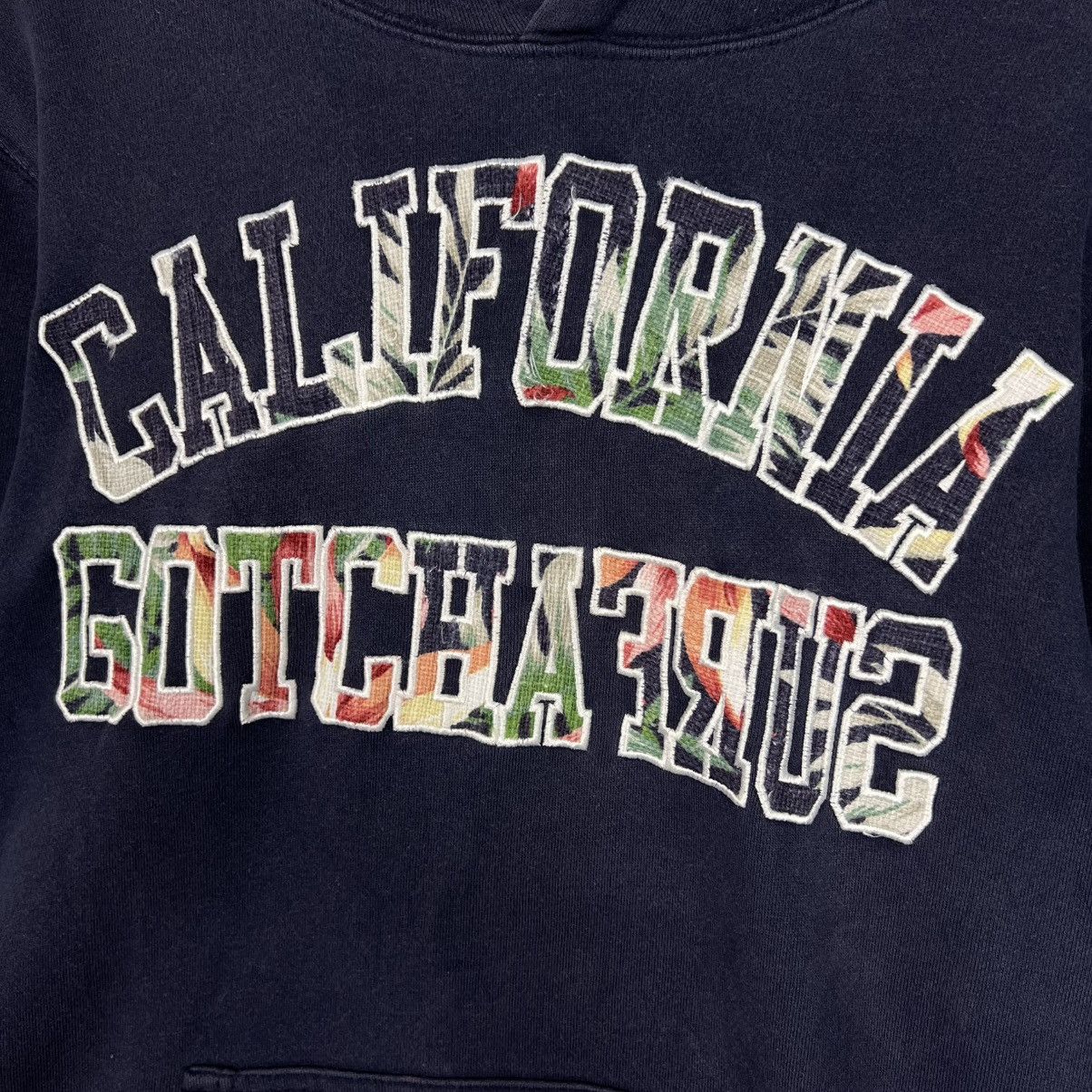 Gotcha CALIFORNIA GOTCHA SURF Big Logo Pullover Hoodies #4109-C187 Size US M / EU 48-50 / 2 - 3 Thumbnail