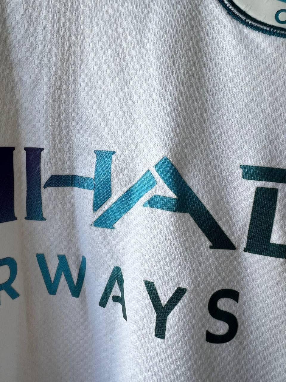 Puma 2021/22 MANCHESTER CITY THIRD SOCCER JERSEY FOOTBALL SHIRT S Size US S / EU 44-46 / 1 - 9 Thumbnail