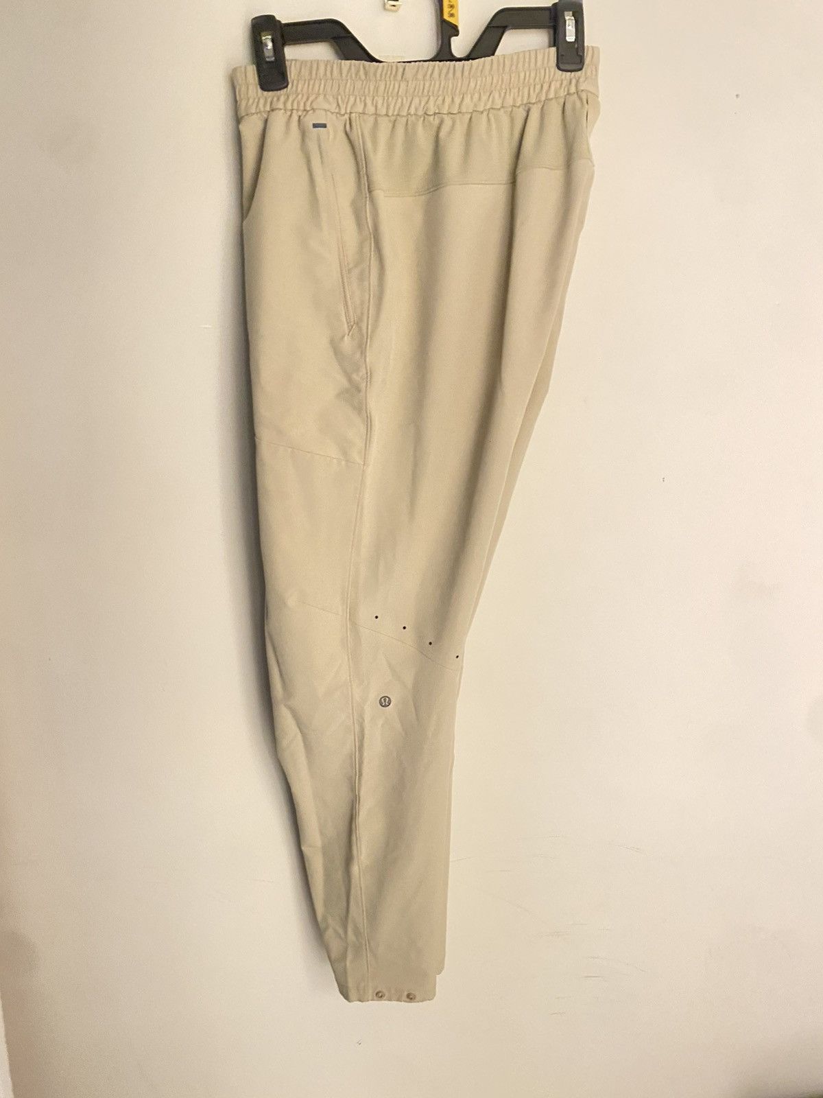 Lululemon Men’s Lululemon elite license to train pants Size US 33 - 3 Thumbnail