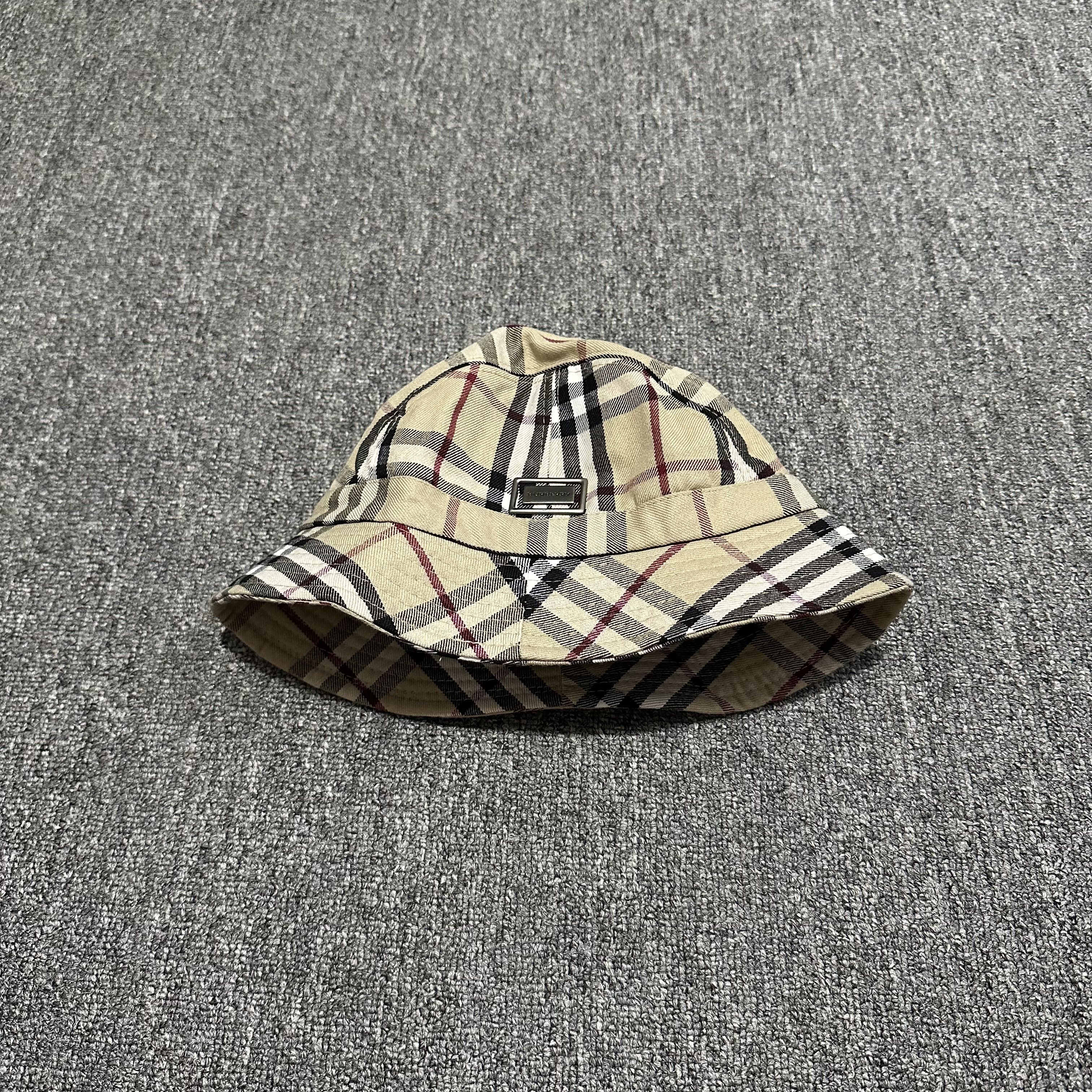 Burberry Burberry Bucket Hats Size ONE SIZE - 1 Thumbnail