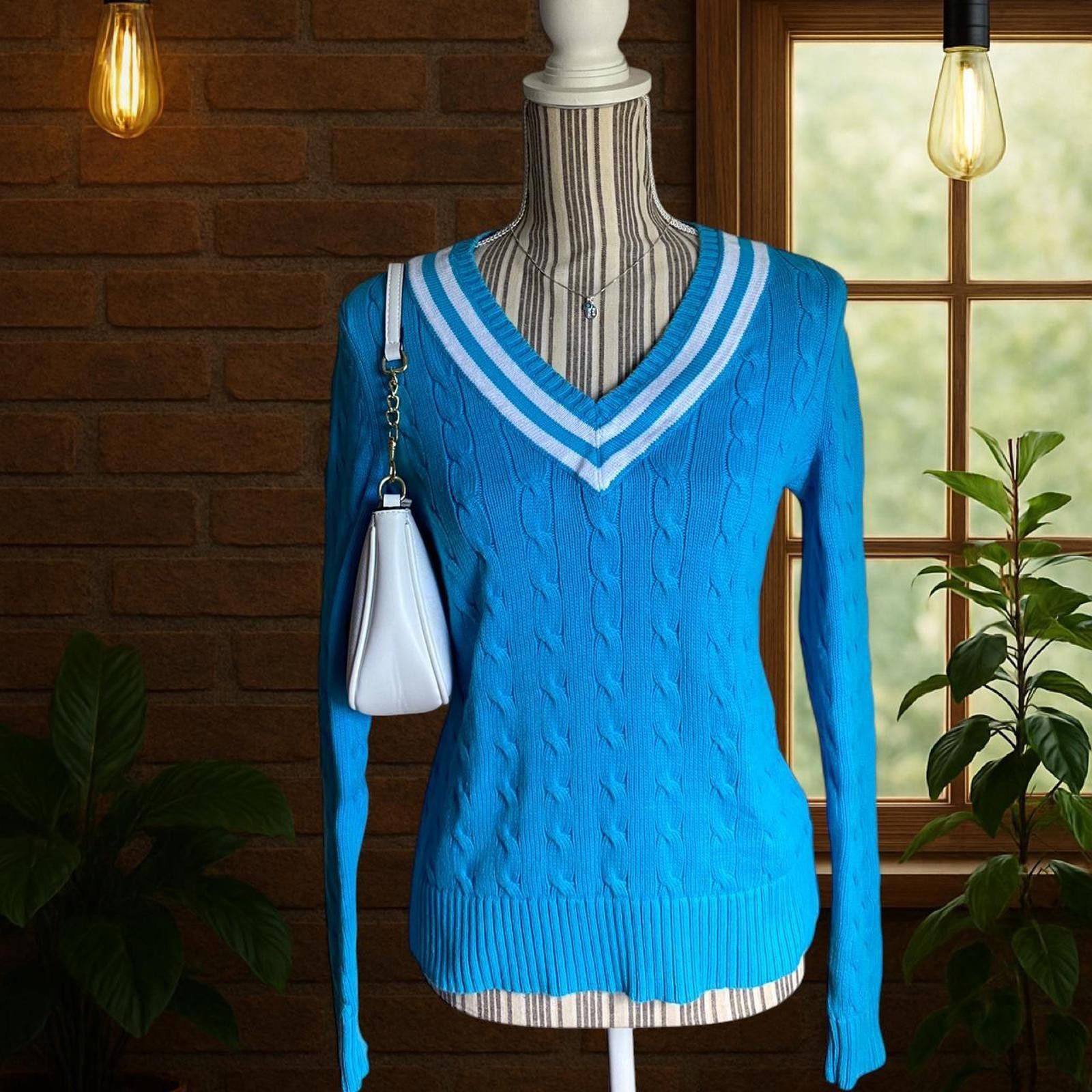 Lauren Ralph Lauren Blue V-neck sweater ribbed cable knit Size S / US 4 / IT 40 - 1 Thumbnail