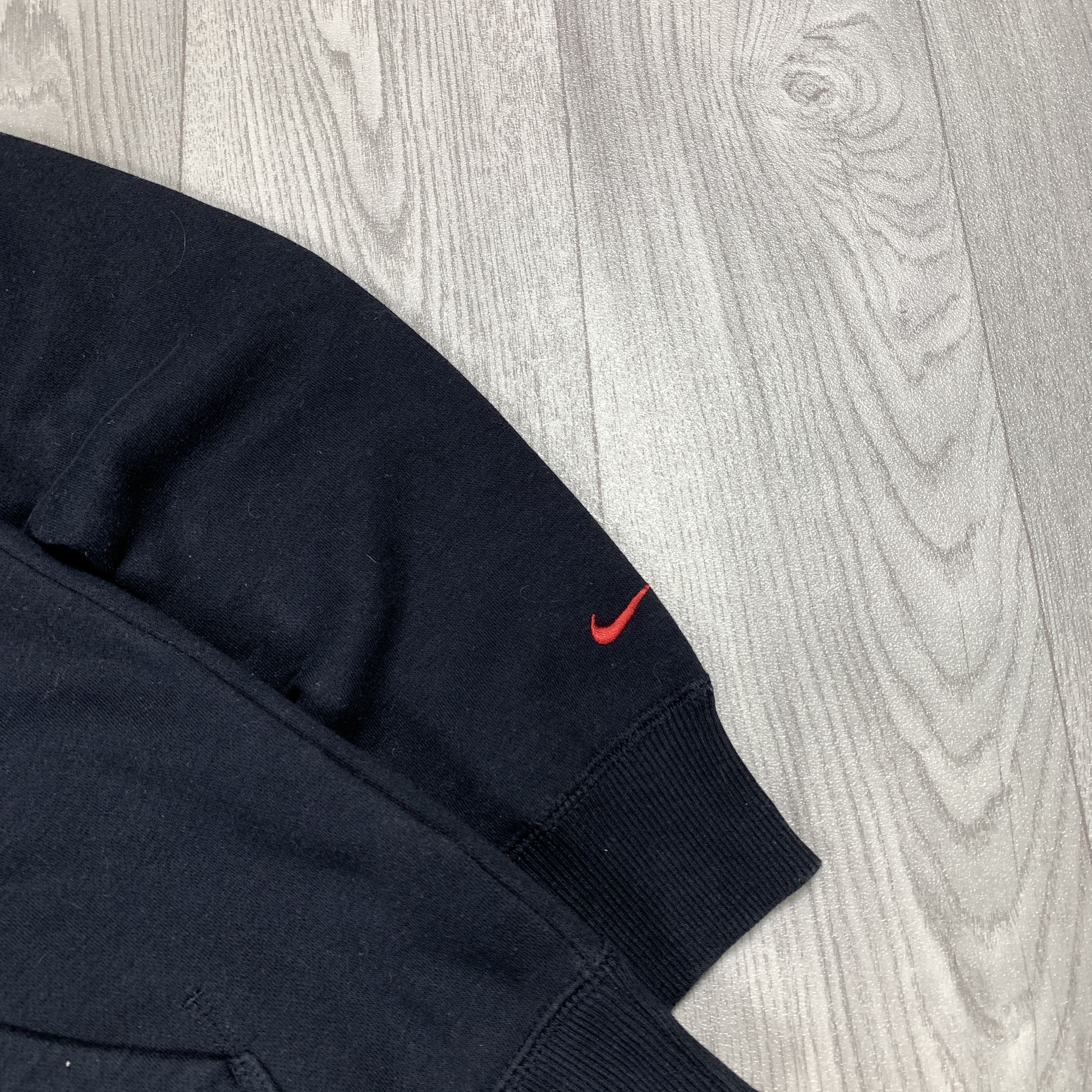 Nike Vintage Nike 90s Embroidered Black Hoodie Women's Sweat M Size M / US 6-8 / IT 42-44 - 5 Thumbnail