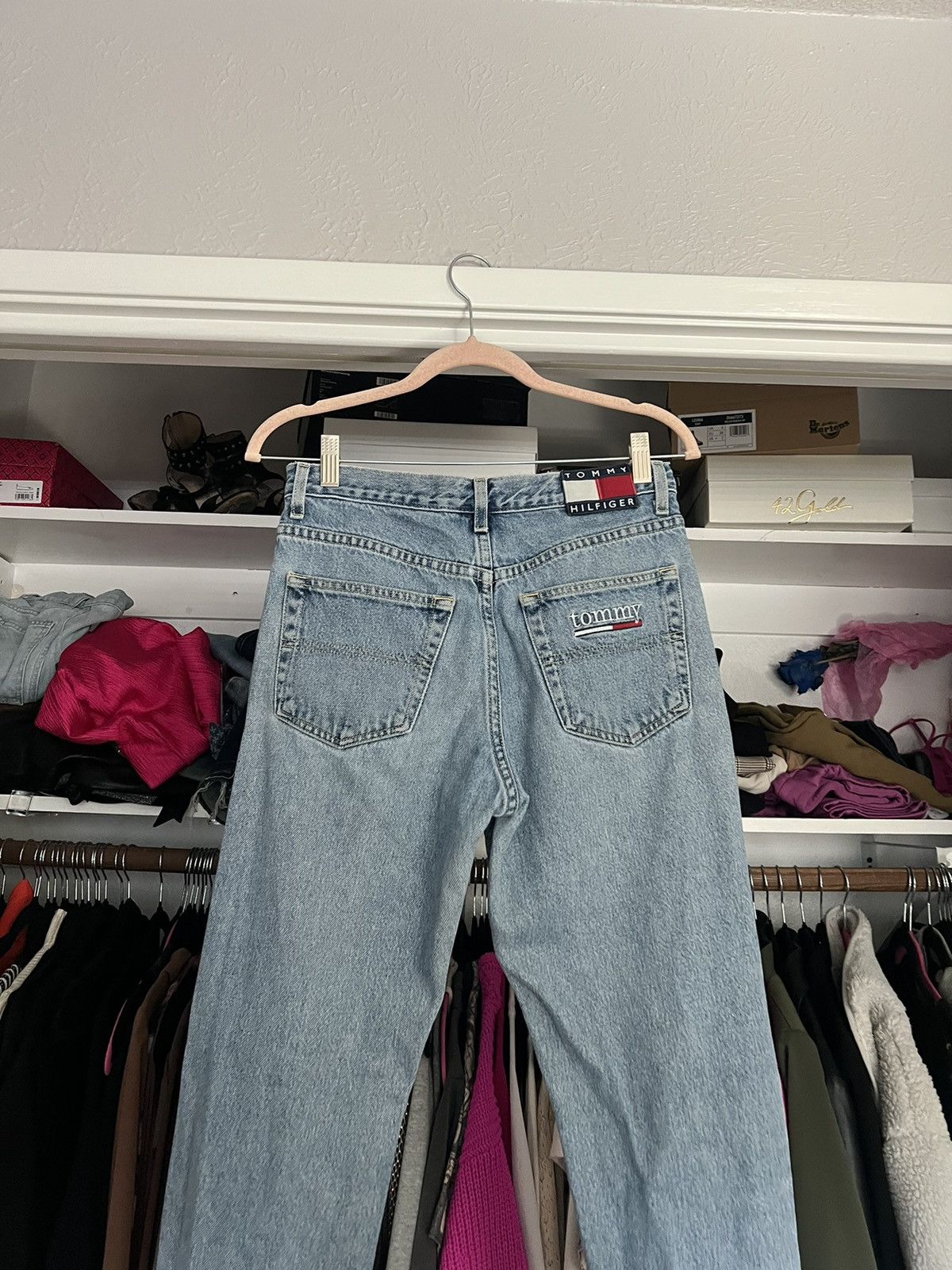 Tommy Hilfiger × Vintage Vintage 90s Tommy Hilfiger distressed relaxed fit jeans Size 27" / US 4 / IT 40 - 7 Thumbnail