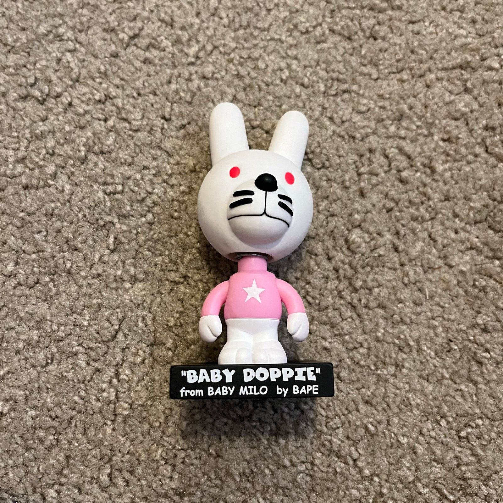 Bape × Nigo Authentic Bape Play “Baby Doppie” Baby Milo Bobblehead Size ONE SIZE - 1 Thumbnail
