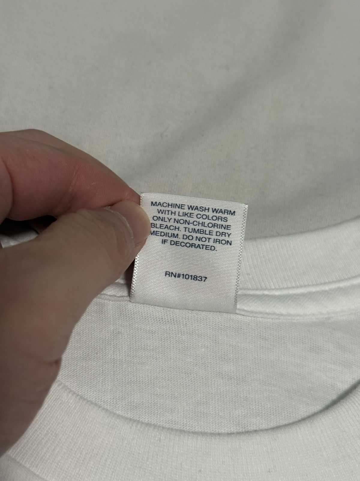 Supreme Supreme 17fw chainsaw horror Tee T-shirt White Size US S / EU 44-46 / 1 - 4 Thumbnail