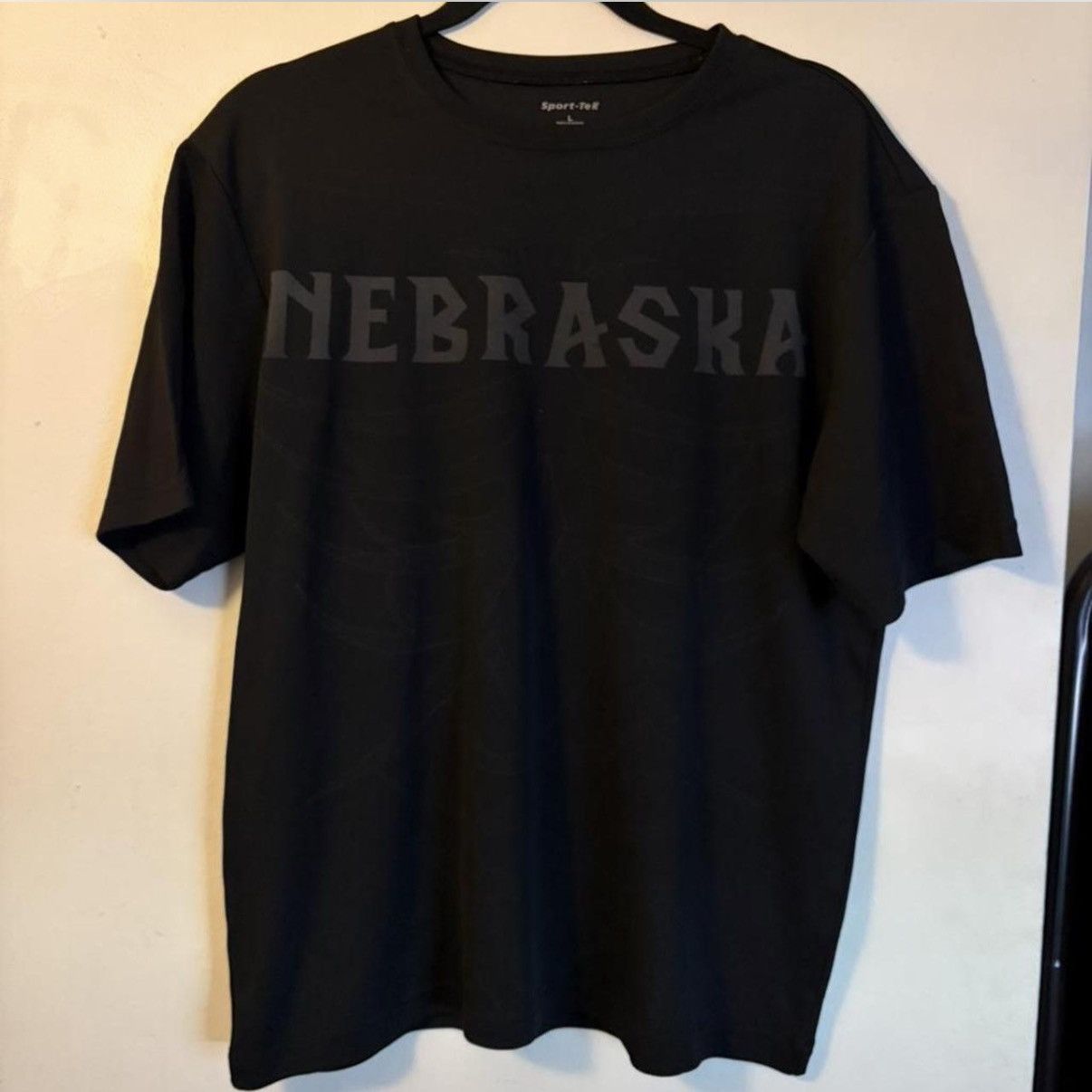 Vintage Black Nebraska tee with grey accents Size L Size US L / EU 52-54 / 3 - 1 Thumbnail