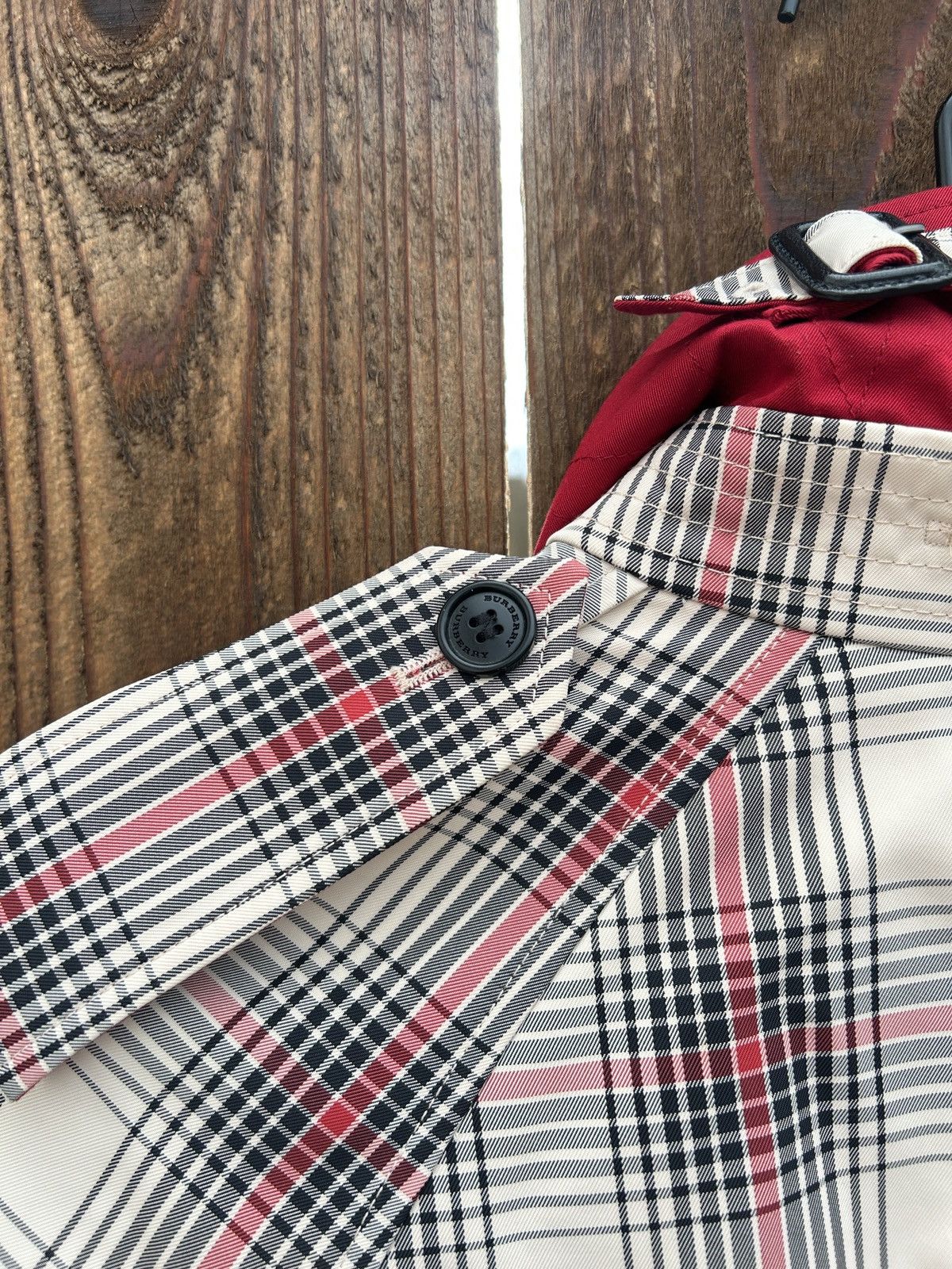 Burberry Burberry Check Runway Rain Trench Coat Size M / US 6-8 / IT 42-44 - 8 Thumbnail