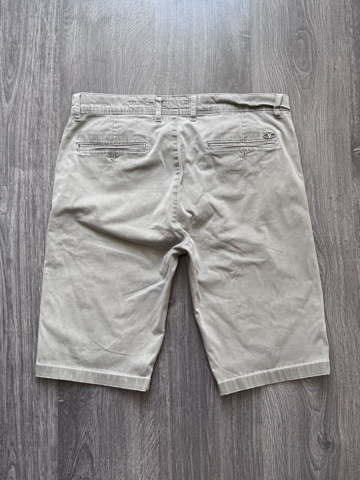 Valentino × Vintage Vintage Valentino Gray Avantgarde Shorts Size US 34 / EU 50 - 7 Thumbnail