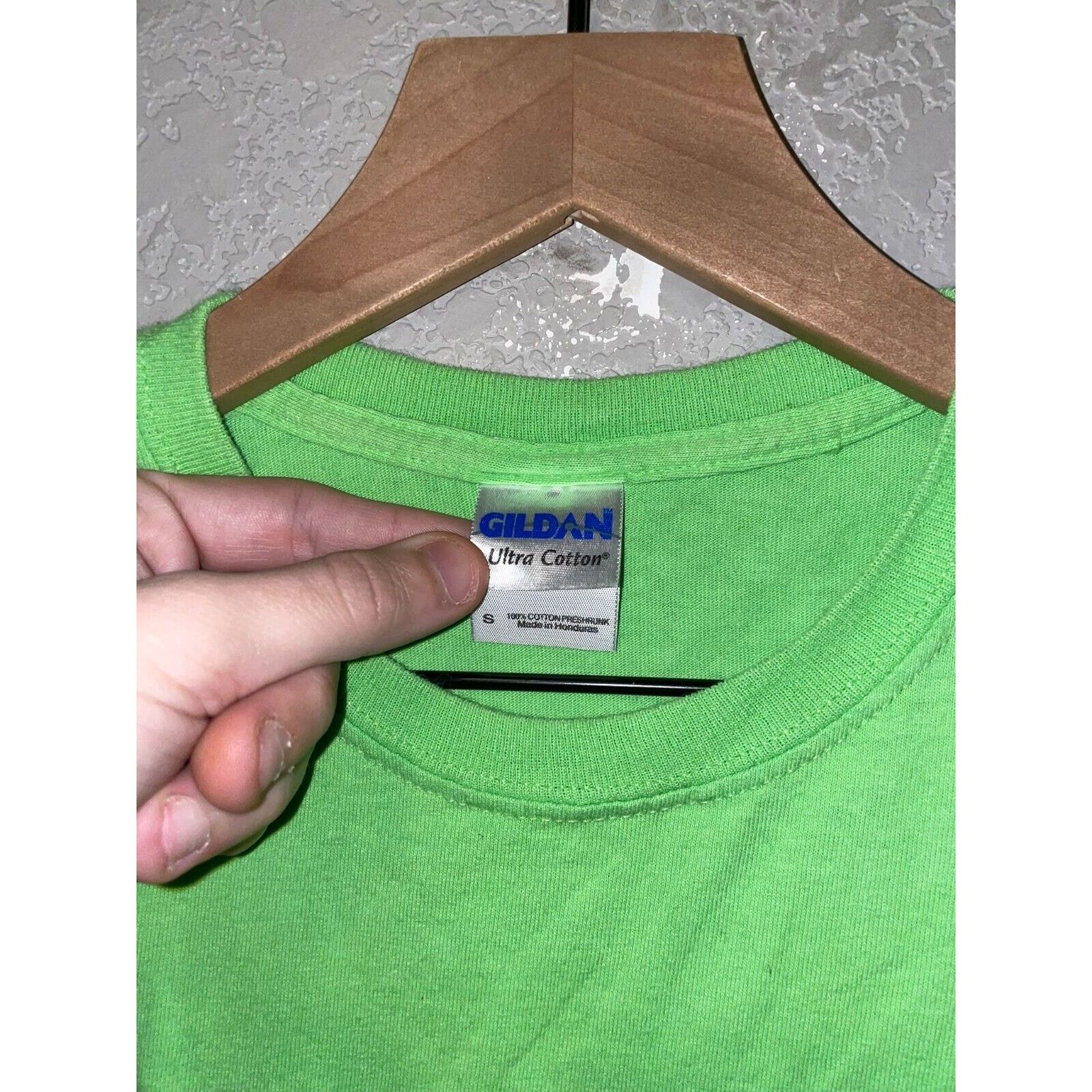 Gildan Friends Of Last Thursday Shirt Volunteer Green Tee Y2K Small Size US S / EU 44-46 / 1 - 5 Thumbnail