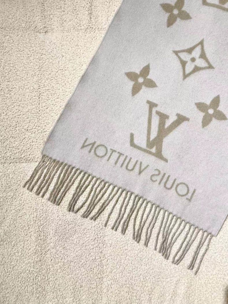 Louis Vuitton Louis Vuitton Cashmere presbyopic full print cashmere scar Size ONE SIZE - 4 Thumbnail