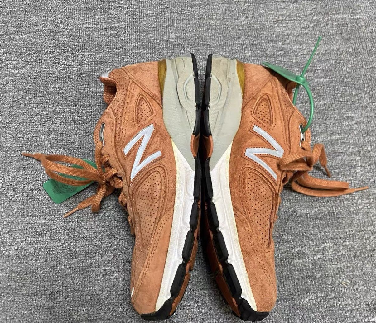 New Balance NEW BALANCE 990v4 Retro Running Shoes J16 Size US 9.5 / EU 42-43 - 4 Thumbnail