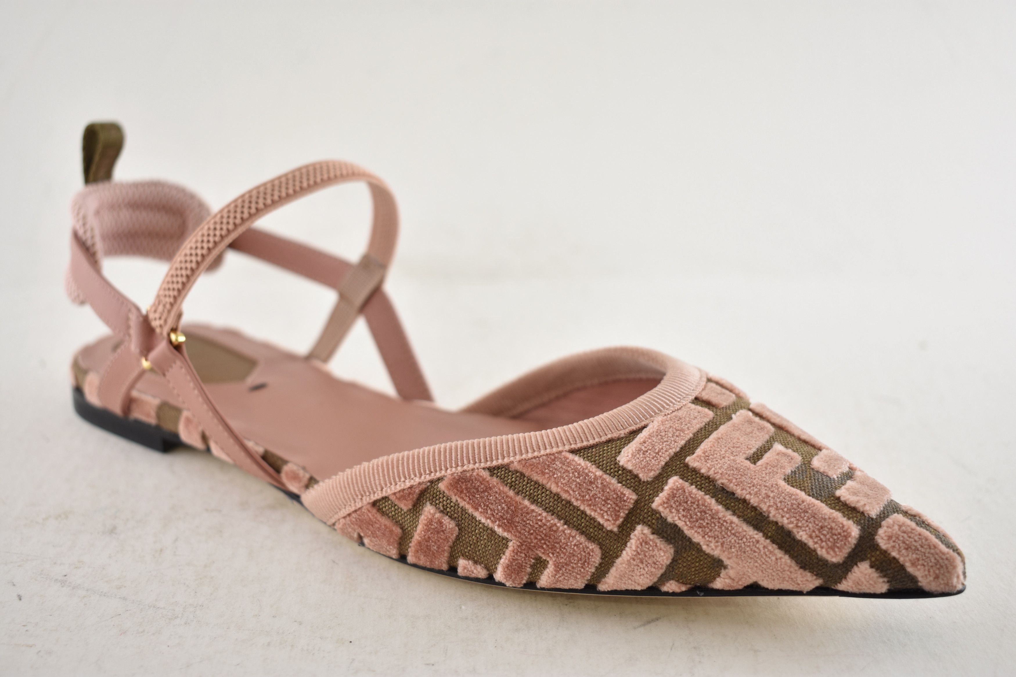 Fendi Fendi Colibri Lite Beige Velvet FF Logo Slingback Flat 37.5 Size US 7.5 / IT 37.5 - 5 Thumbnail