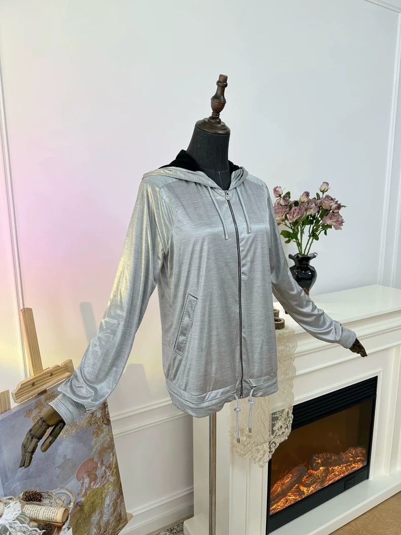 Chanel Chanel Thin silver coat Size XS / US 0-2 / IT 36-38 - 2 Thumbnail