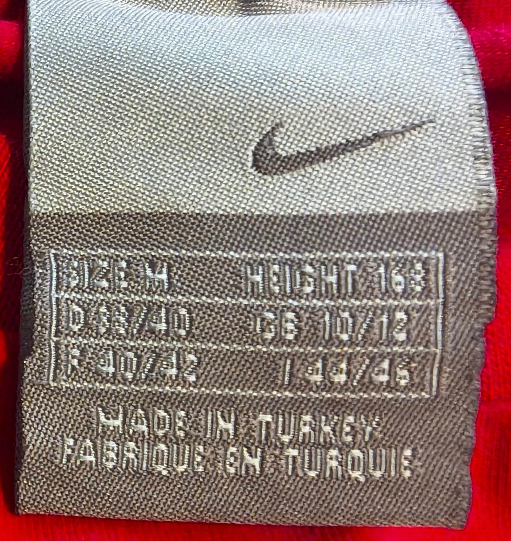 Nike Tank Top Nike red, size M Size US M / EU 48-50 / 2 - 3 Thumbnail