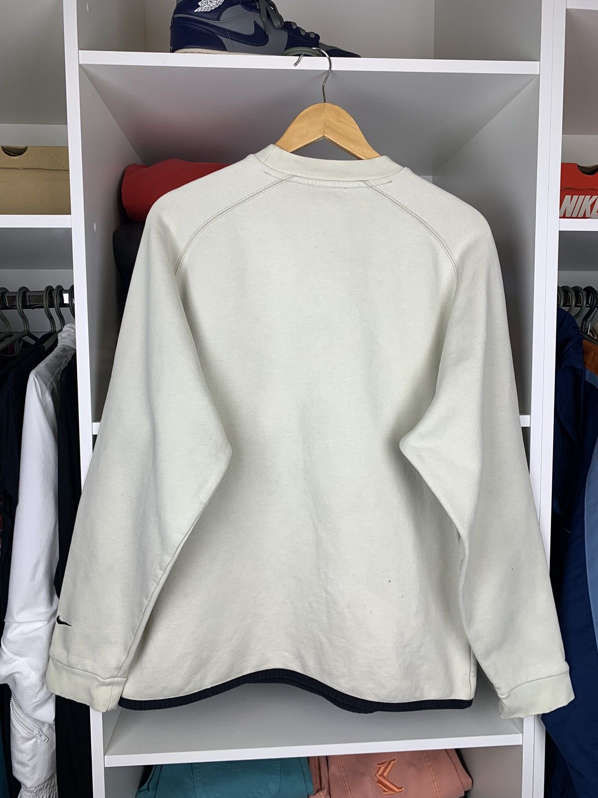 Vintage Vintage Nike Center Logo Sweatshirt Size US M / EU 48-50 / 2 - 18 Thumbnail