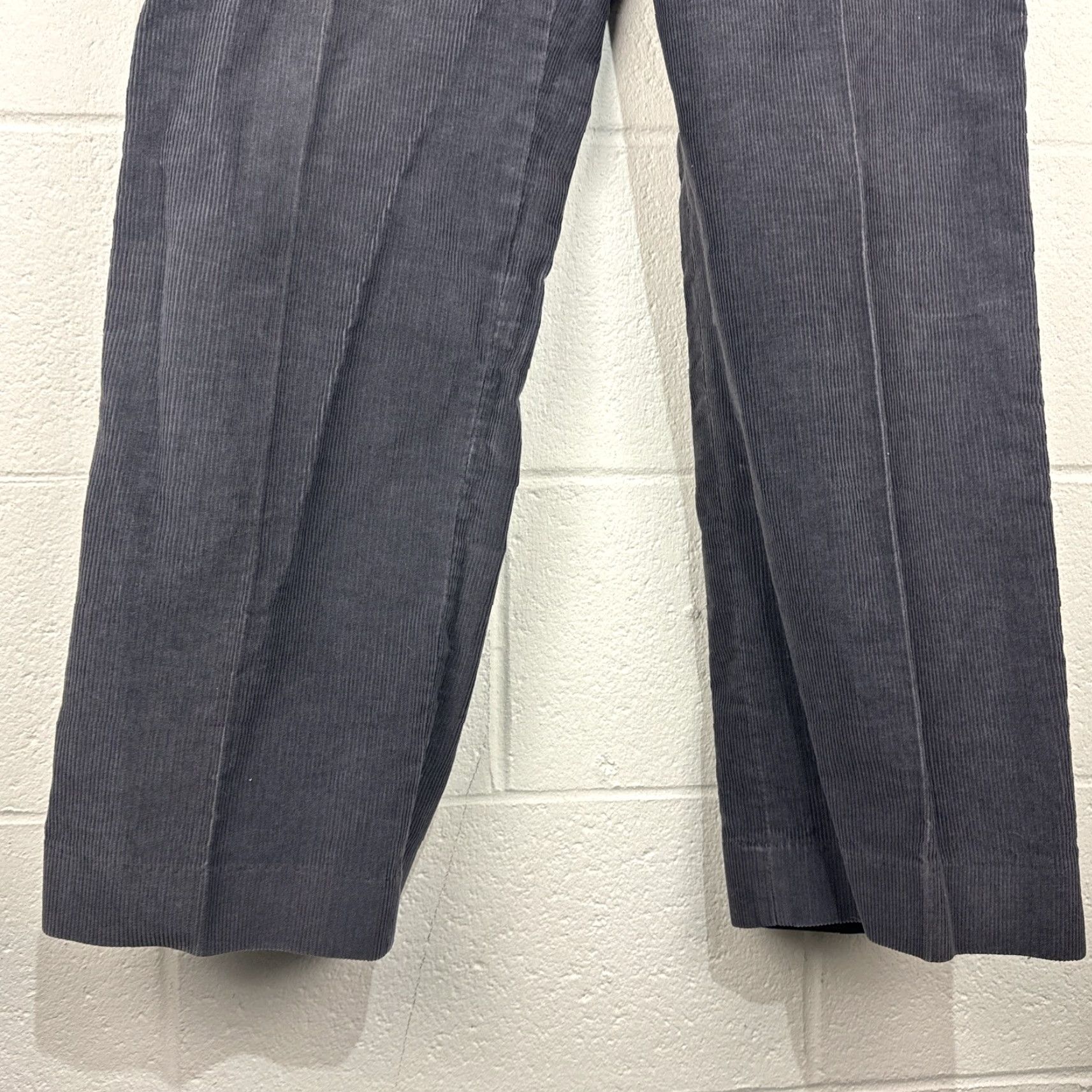 Haggar VINTAGE Haggar Pants Mens 34x30 Gray Corduroy Flat Front Straight Leg 90s Retro Grunge Hipster Logo Casual Workwear Size US 34 / EU 50 - 6 Thumbnail