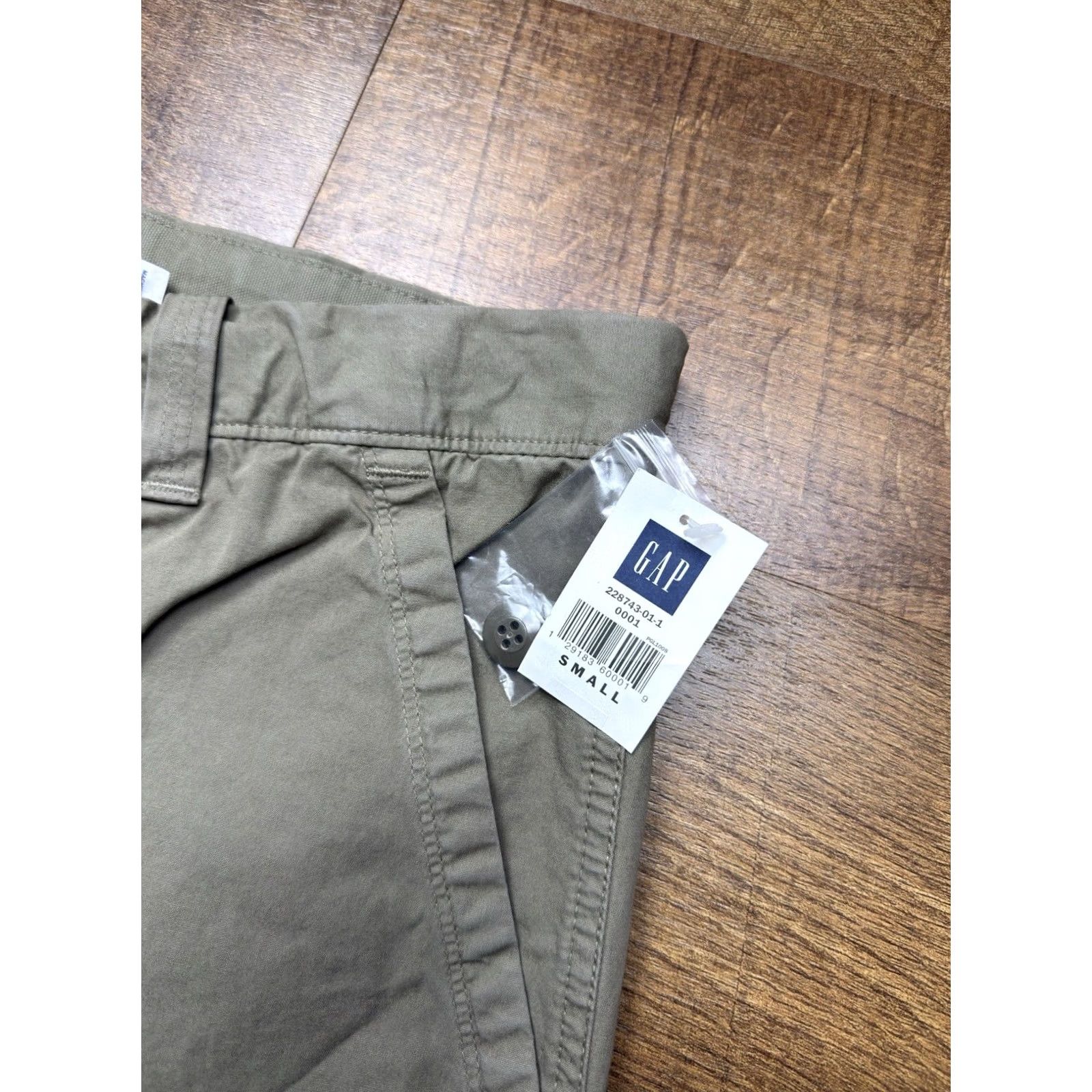 Gap NWT Gap Vintage Y2K Green Military Paratrooper Baggy Pants Mens Size 32 Size US 32 / EU 48 - 4 Thumbnail