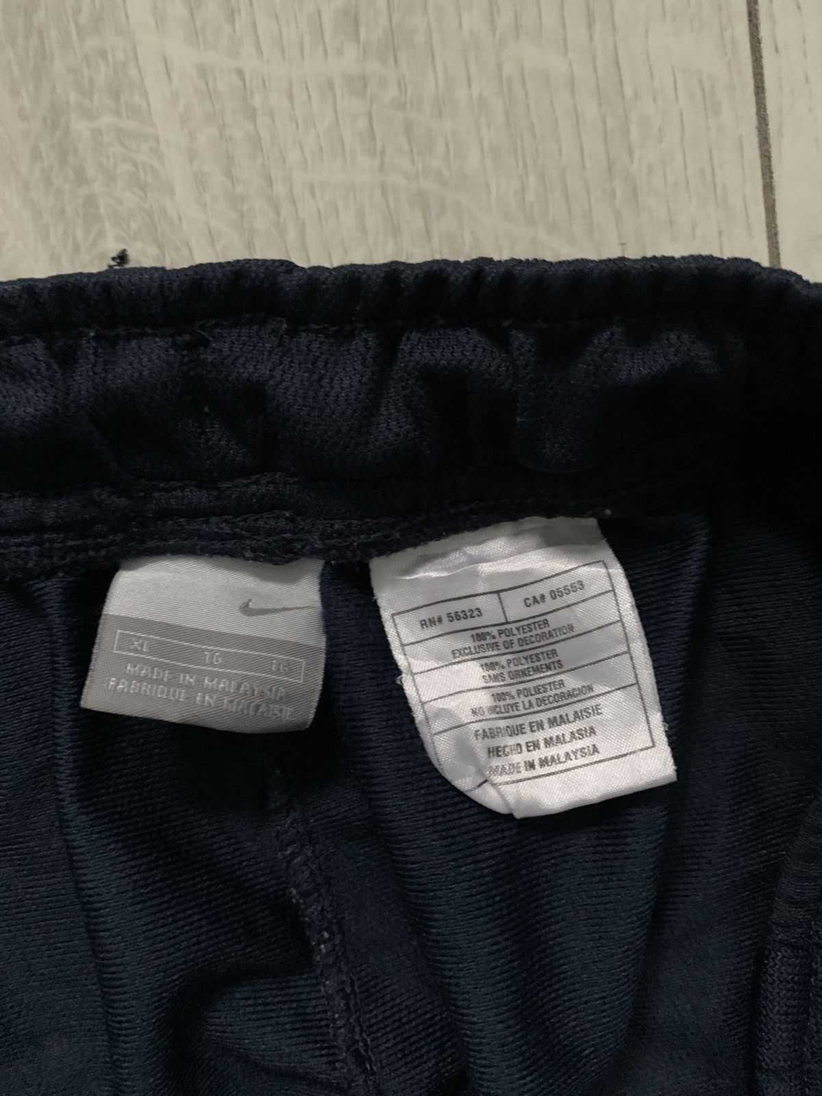 Vintage Vintage nike track pants y2k acg gorpcore sweatpants Size US 36 / EU 52 - 4 Thumbnail