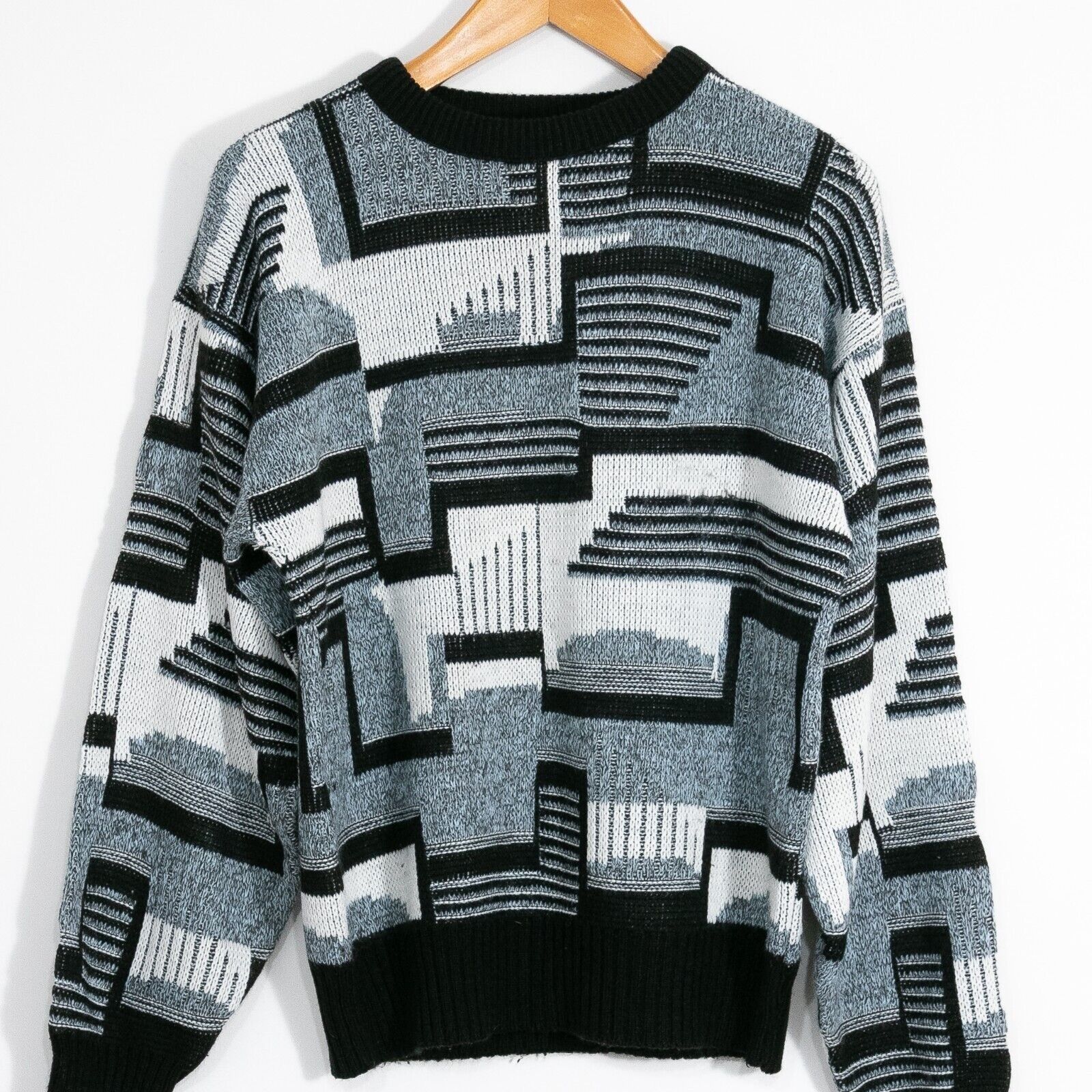 Vintage Vintage Geometric Pattern Acrylic Sweater Large - Abstract Size US L / EU 52-54 / 3 - 2 Thumbnail