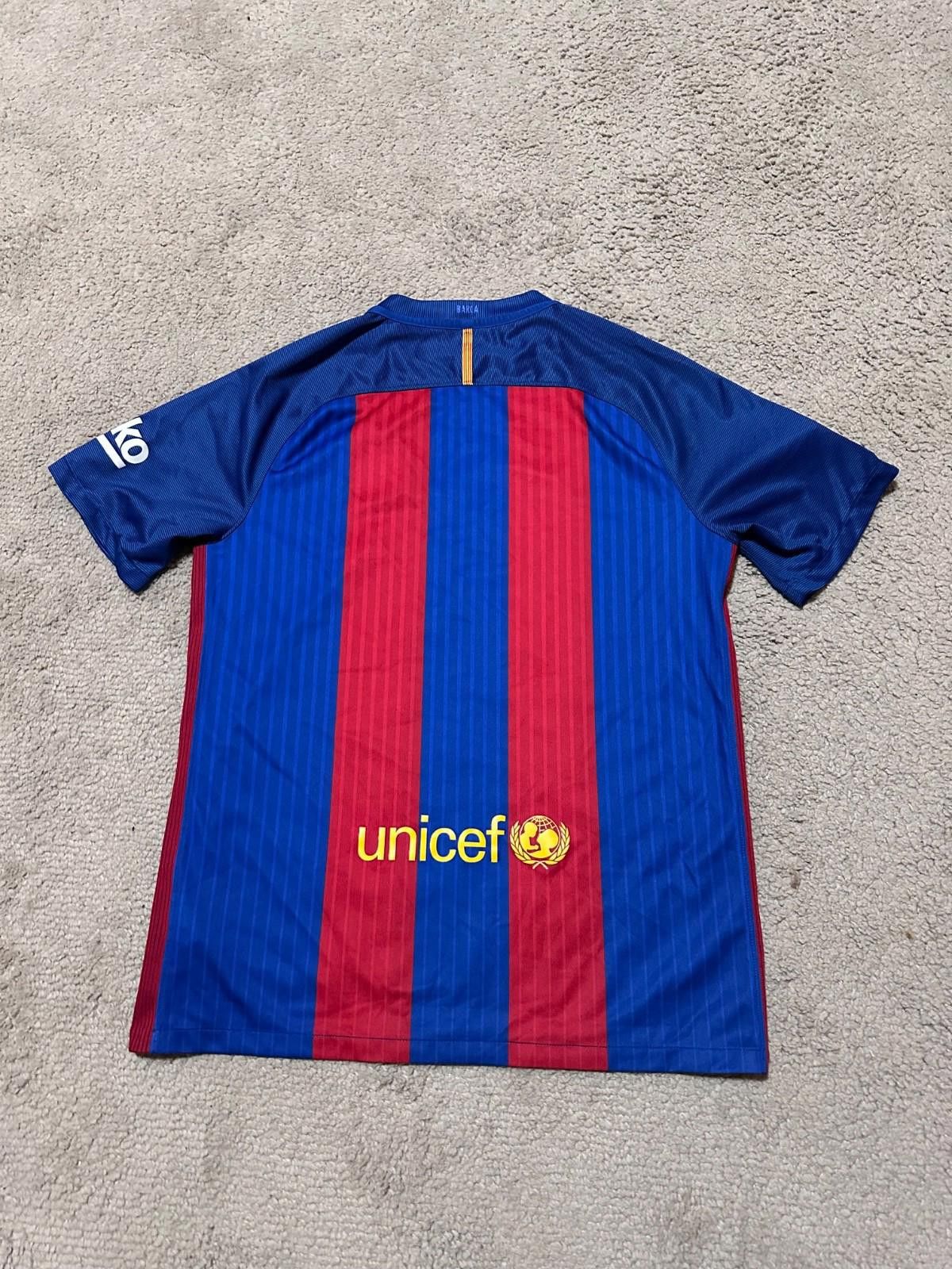 Nike FC Barcelona 2016-17 Home Football Soccer Jersey Nike Sz L Size ONE SIZE - 8 Thumbnail