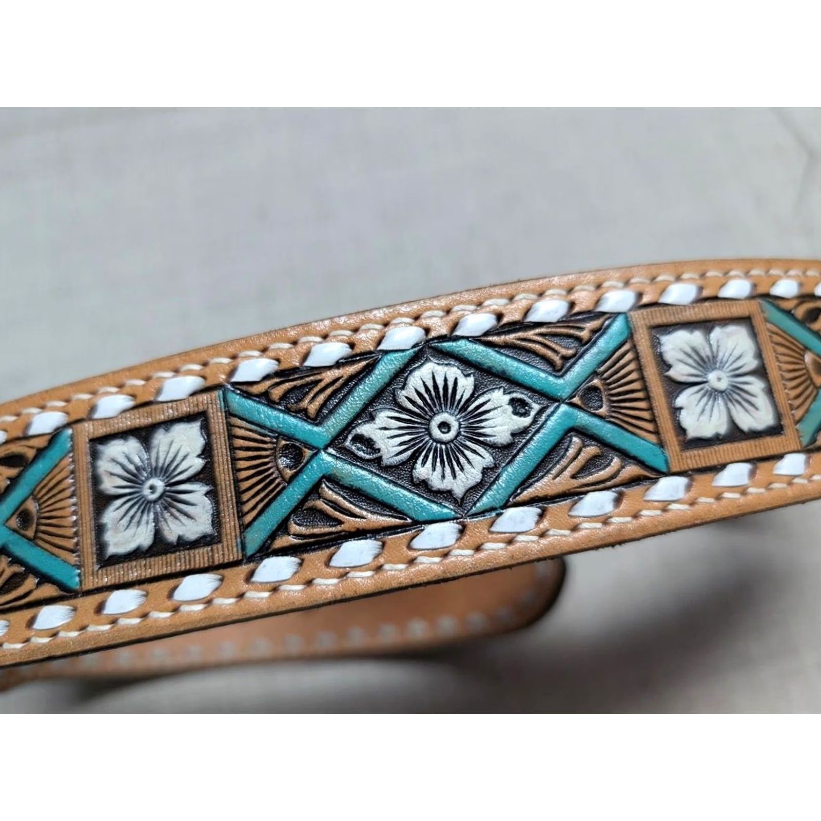 Vintage VINTAGE Wright Western Belt - 28 Brown Leather Cowhide 1-3/4" Floral Southwestern Tooled Buckle Belt Mens Size 28 - 2 Thumbnail
