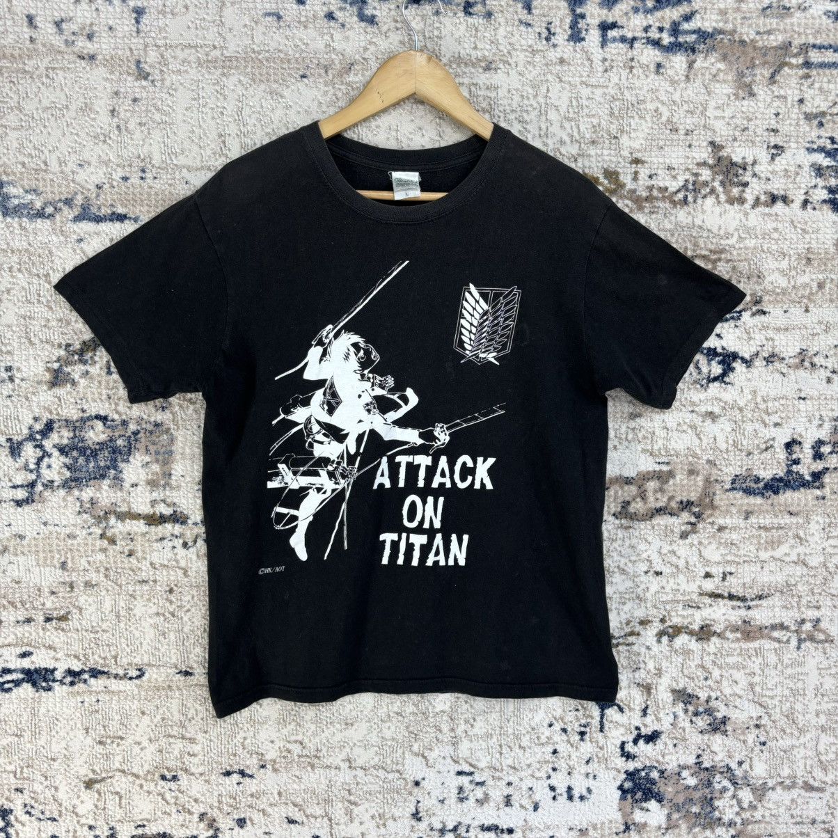 Anime × Vintage Vintage Movie Attack On Titan Japan Anime T-shirt Size US L / EU 52-54 / 3 - 1 Thumbnail