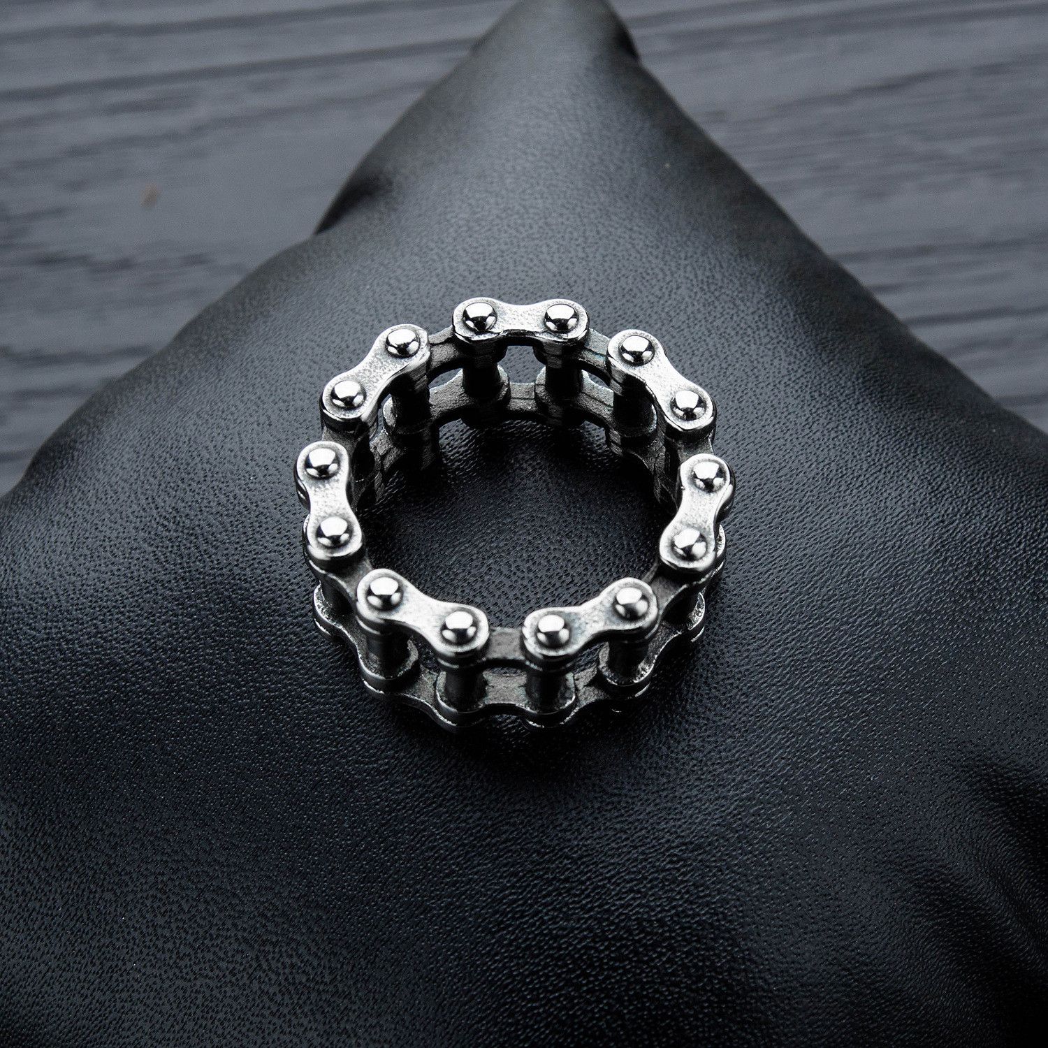 VIBE Street-Style Chain Ring Size ONE SIZE - 2 Thumbnail
