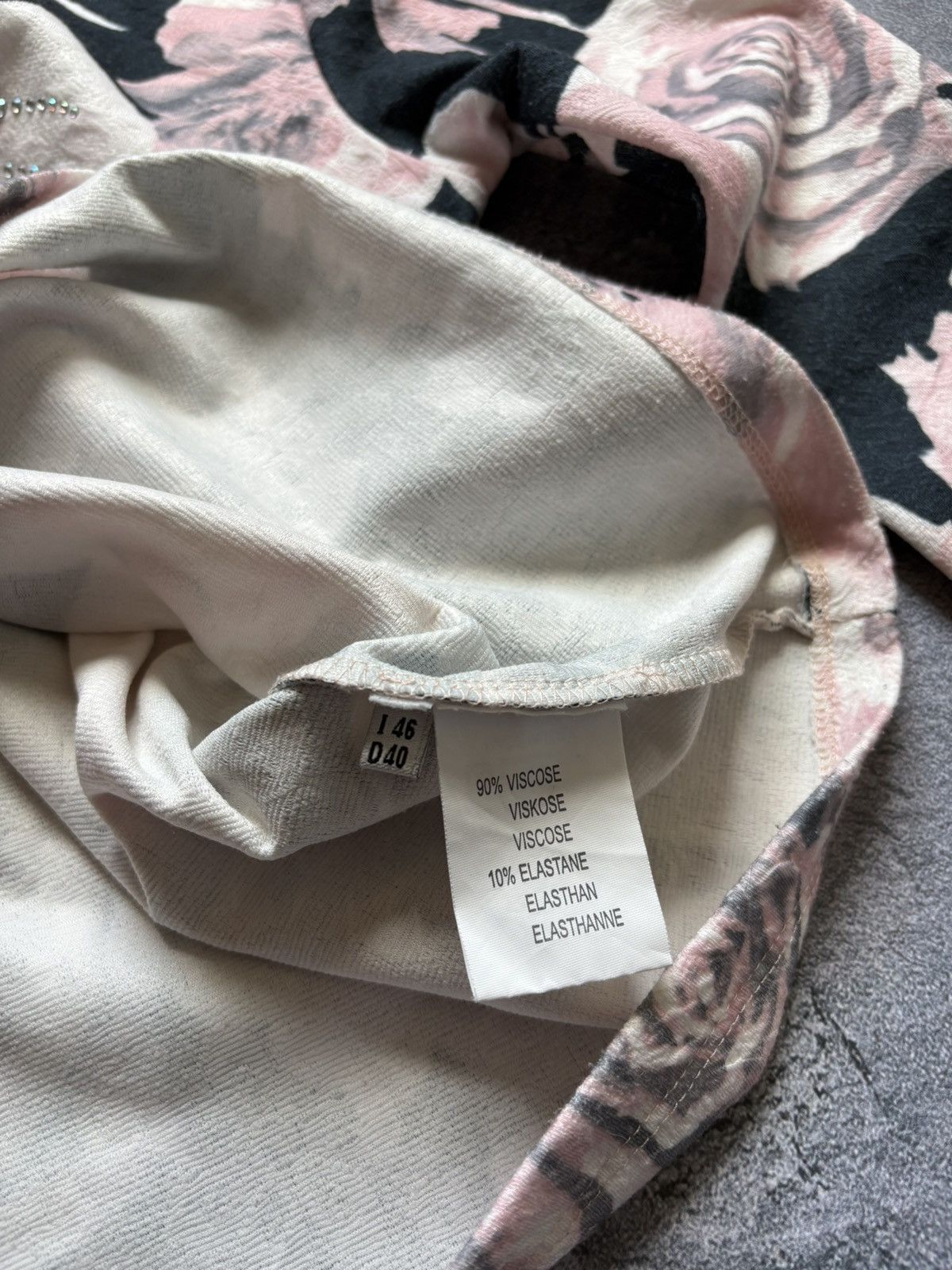 Blumarine Blumarine Floral Rose Rhinestones V-Neck Long Sleeve Top Size L / US 10 / IT 46 - 8 Thumbnail