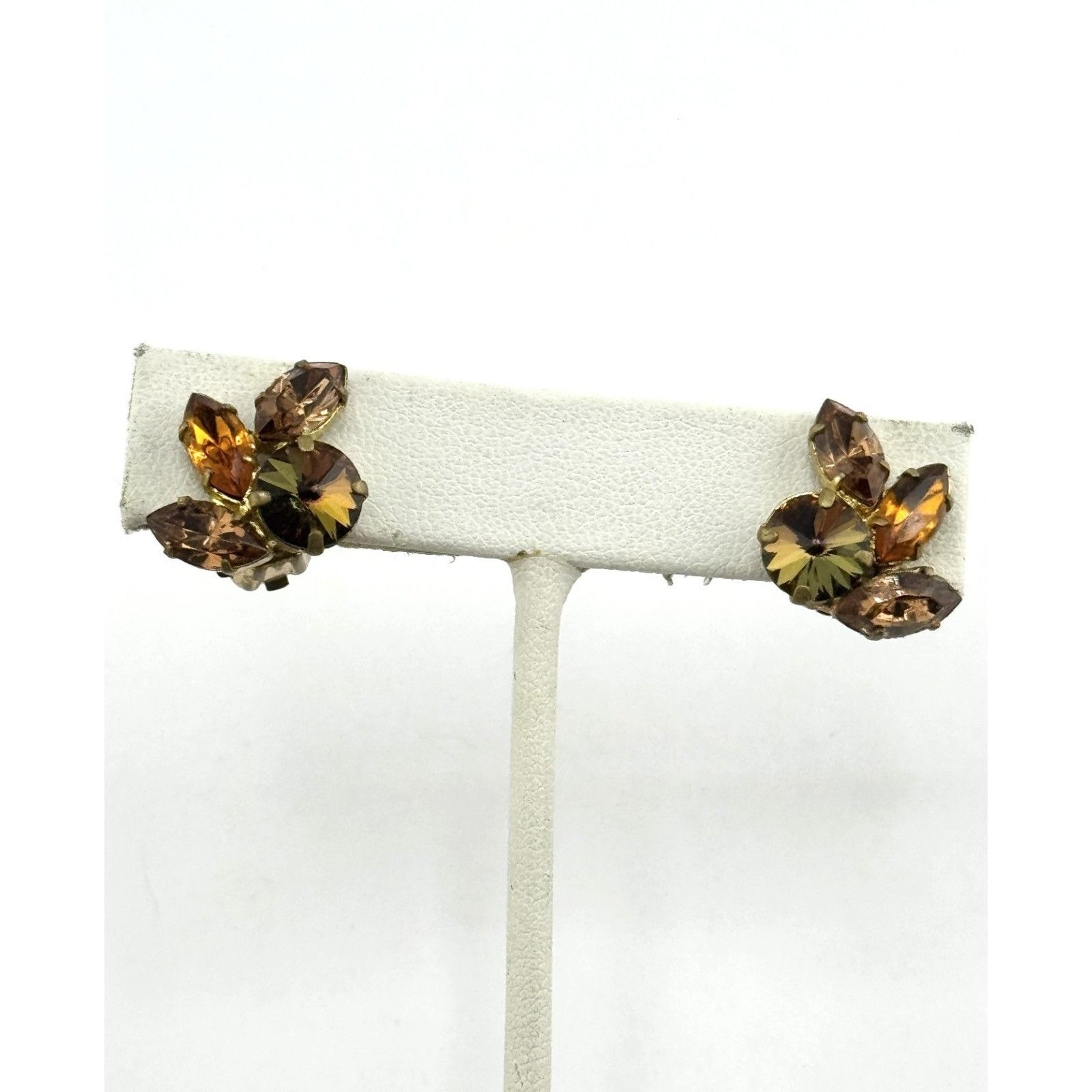 Vintage Vintage made in Austria brown rhinestone clip on earrings Size ONE SIZE - 1 Thumbnail