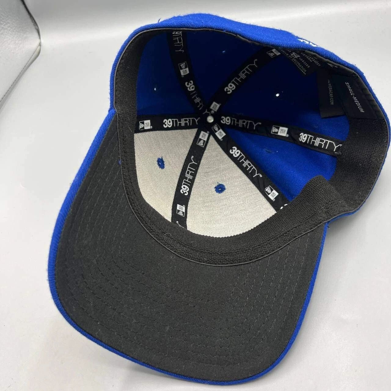 New Era Kansas City Royals Hat Men Small-Medium Blue Stretch Fitted Size ONE SIZE - 2 Thumbnail