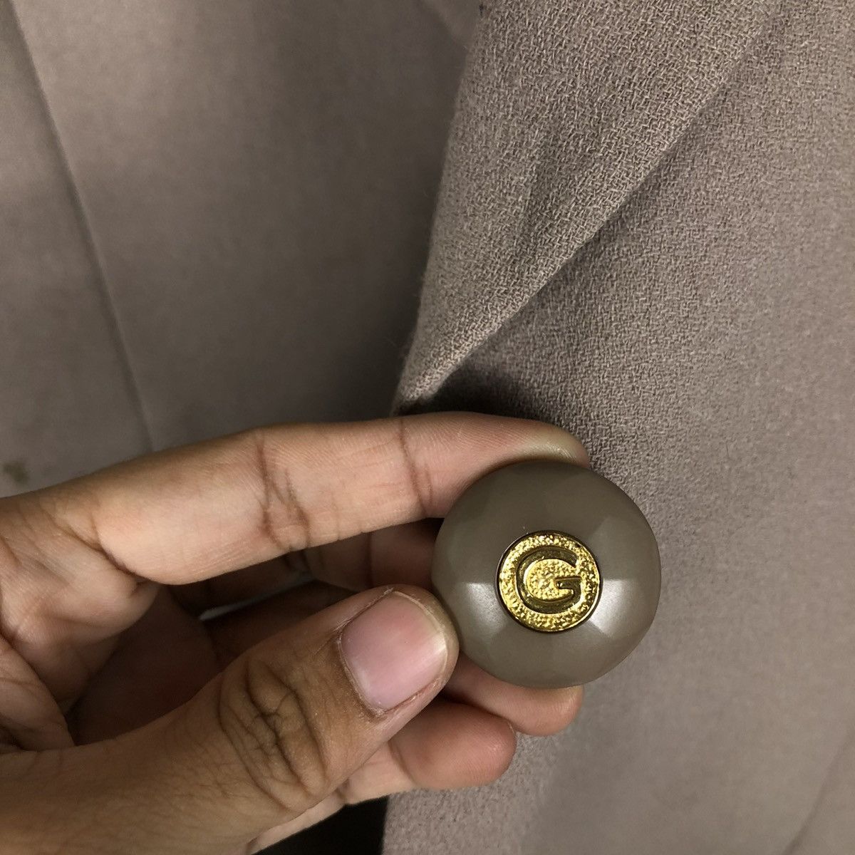 Givenchy 📌LIFE GIVENCHY ONE BUTTON COATS GOLD Size M / US 6-8 / IT 42-44 - 17 Thumbnail