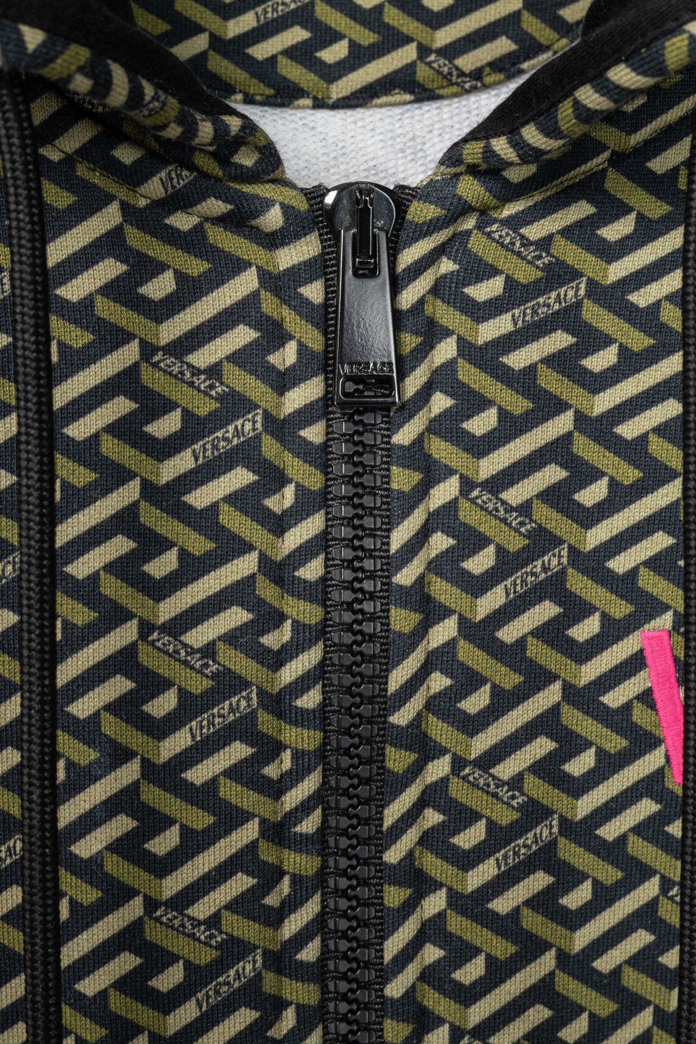 Versace Versace AW21 Green Cotton Greca-Print Smiling Medusa Hoodie Size US S / EU 44-46 / 1 - 9 Thumbnail