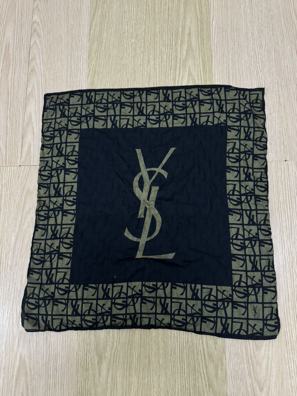 Yves Saint Laurent Yves Saint Laurent Monogram scarf/handkerchief Size ONE SIZE - 1 Thumbnail