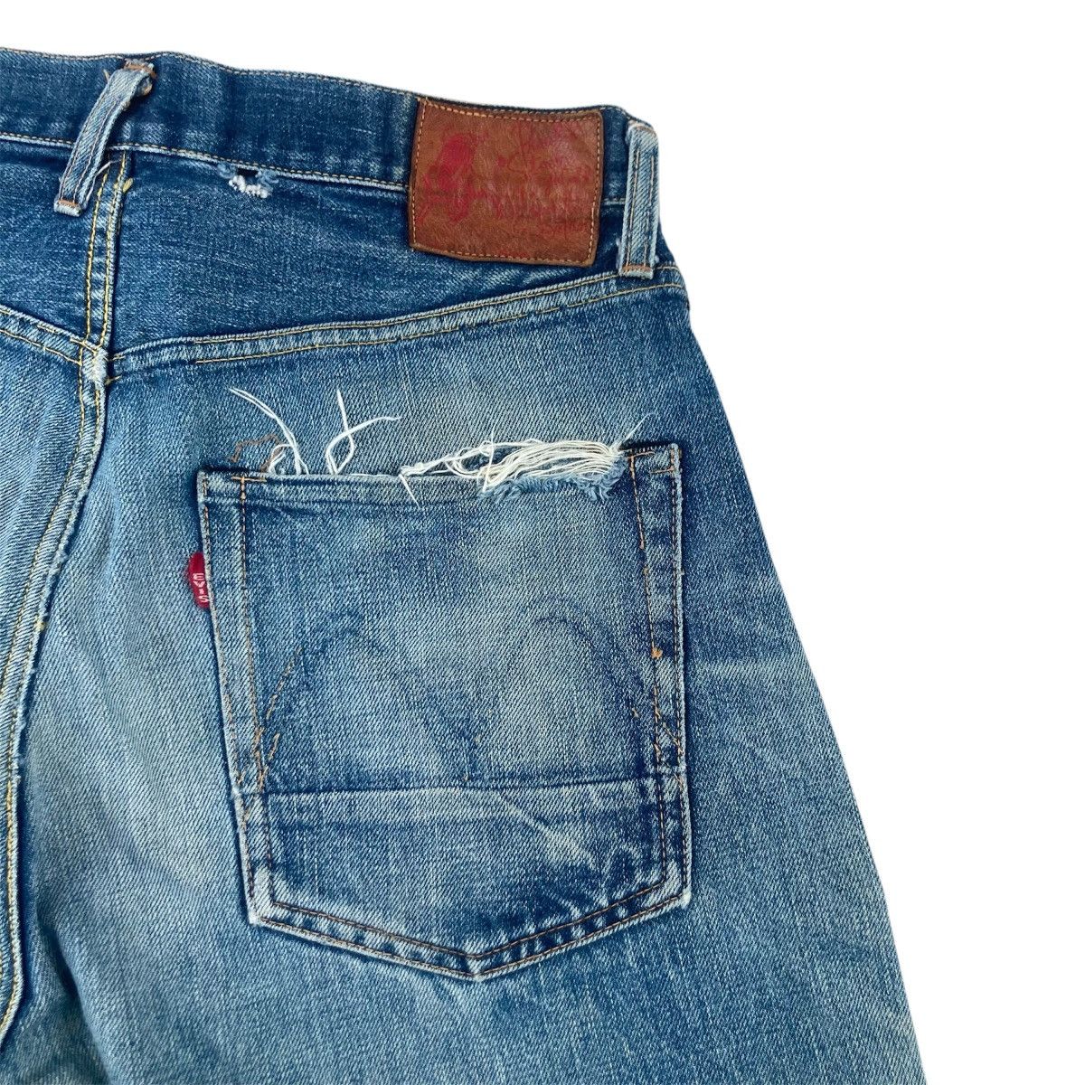 Evisu VINTAGE EVIS DISTRESSED SELVEDGE JEANS Size US 33 - 10 Thumbnail